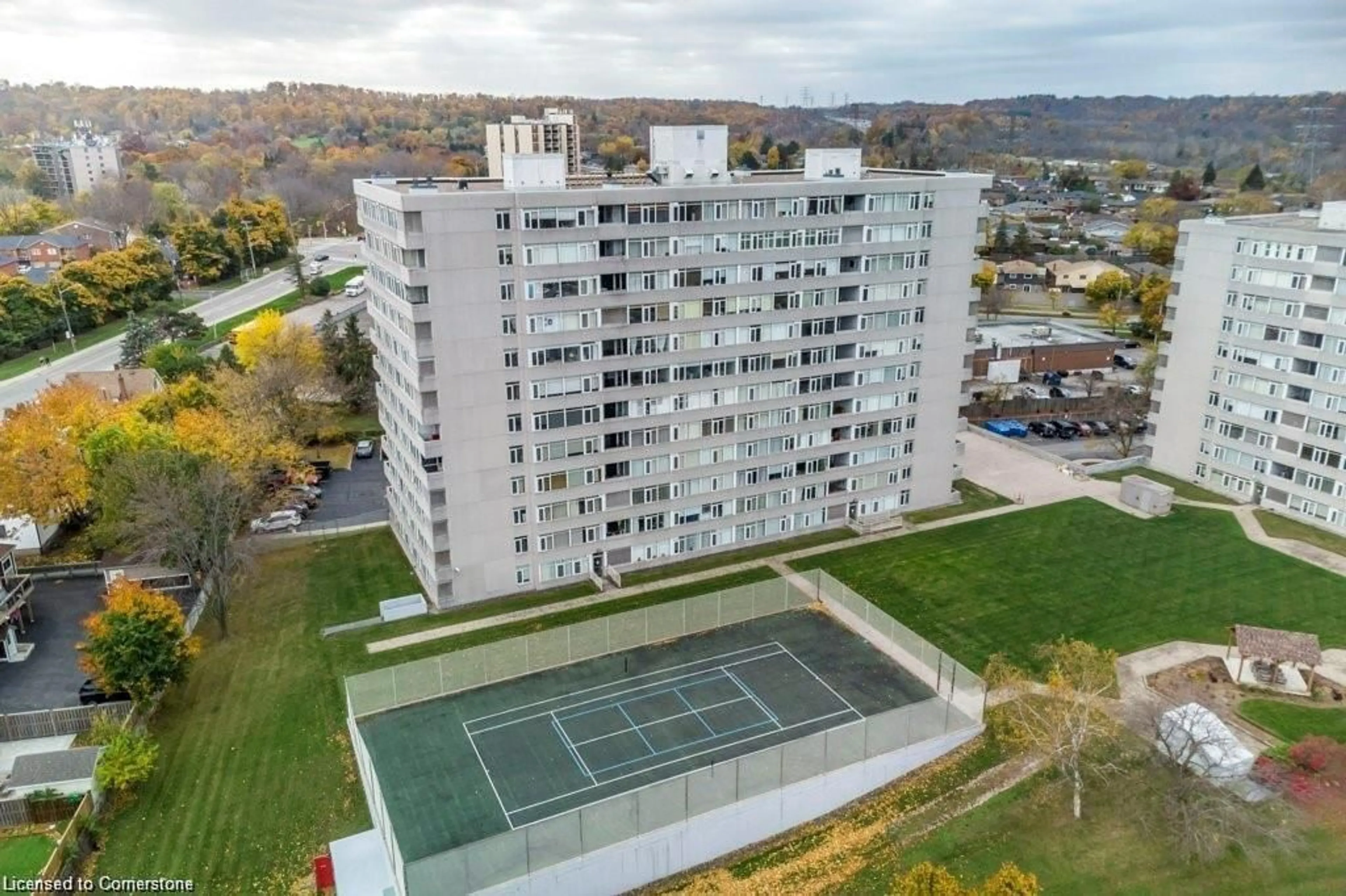 A pic from outside/outdoor area/front of a property/back of a property/a pic from drone, city buildings view from balcony for 40 Harrisford St #402, Hamilton Ontario L8K 6N1