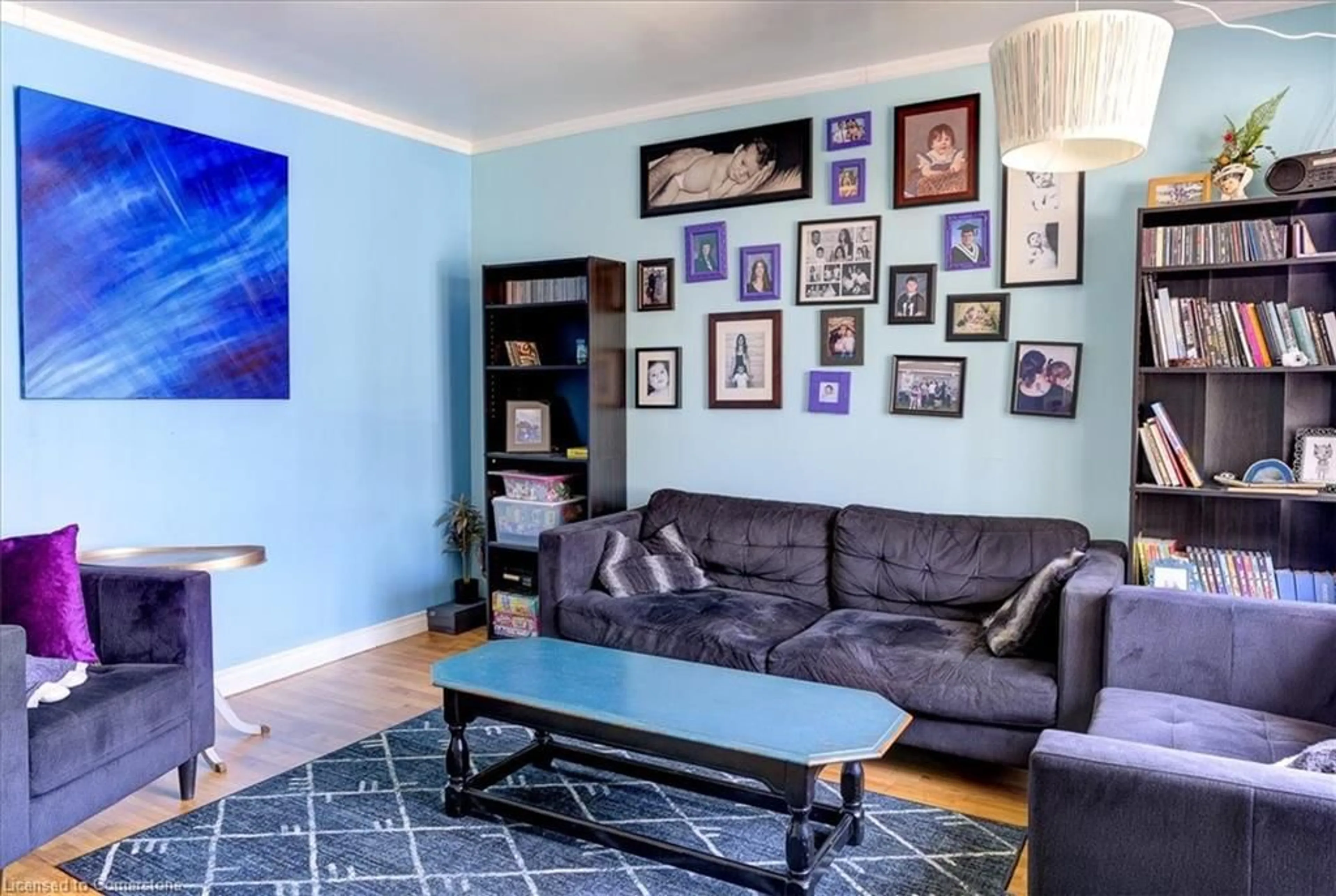 Living room with furniture, unknown for 8 Frances Ave, Stoney Creek Ontario L8E 2Y7