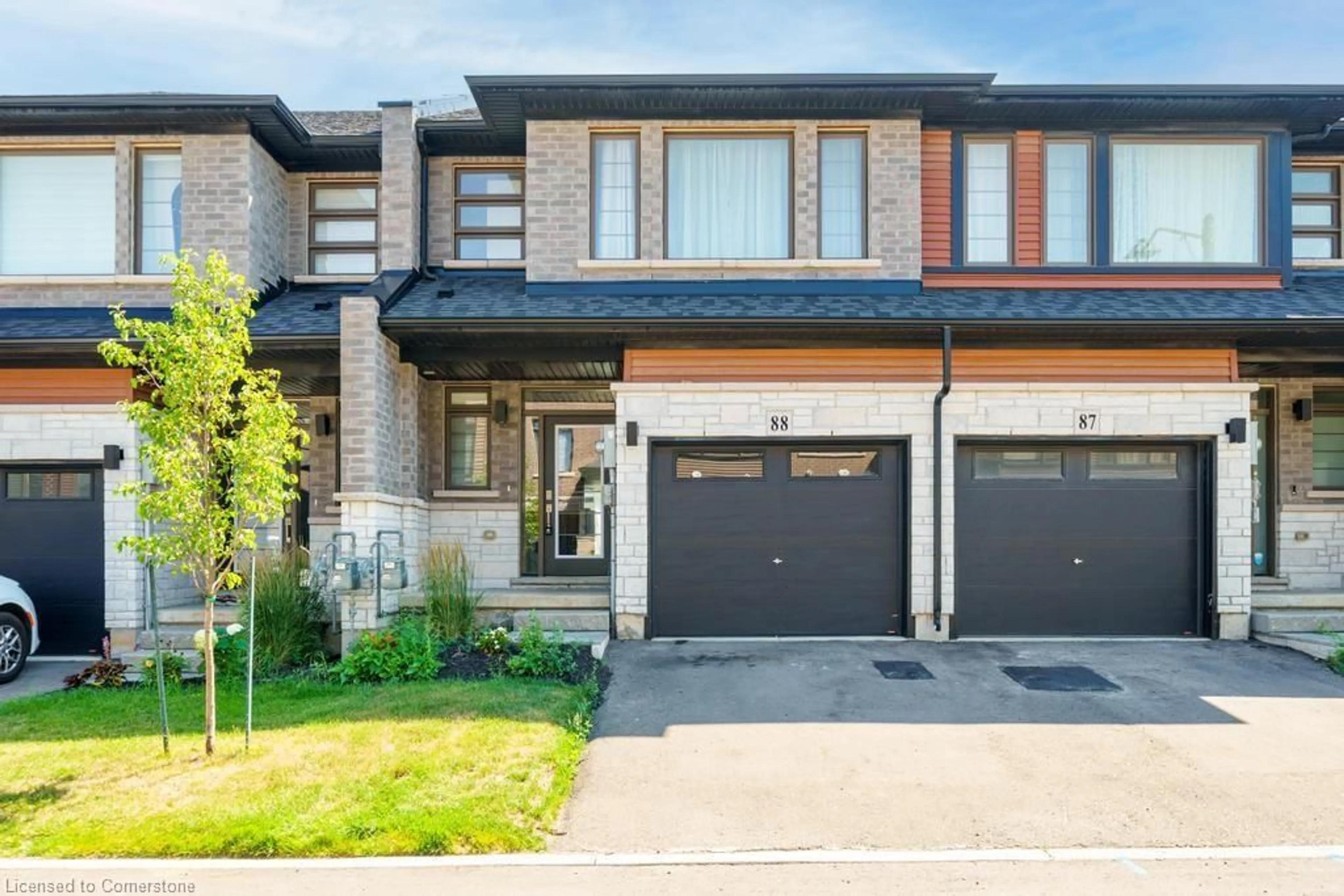 Home with brick exterior material, street for 120 Court Dr #88, Paris Ontario N3L 0N2