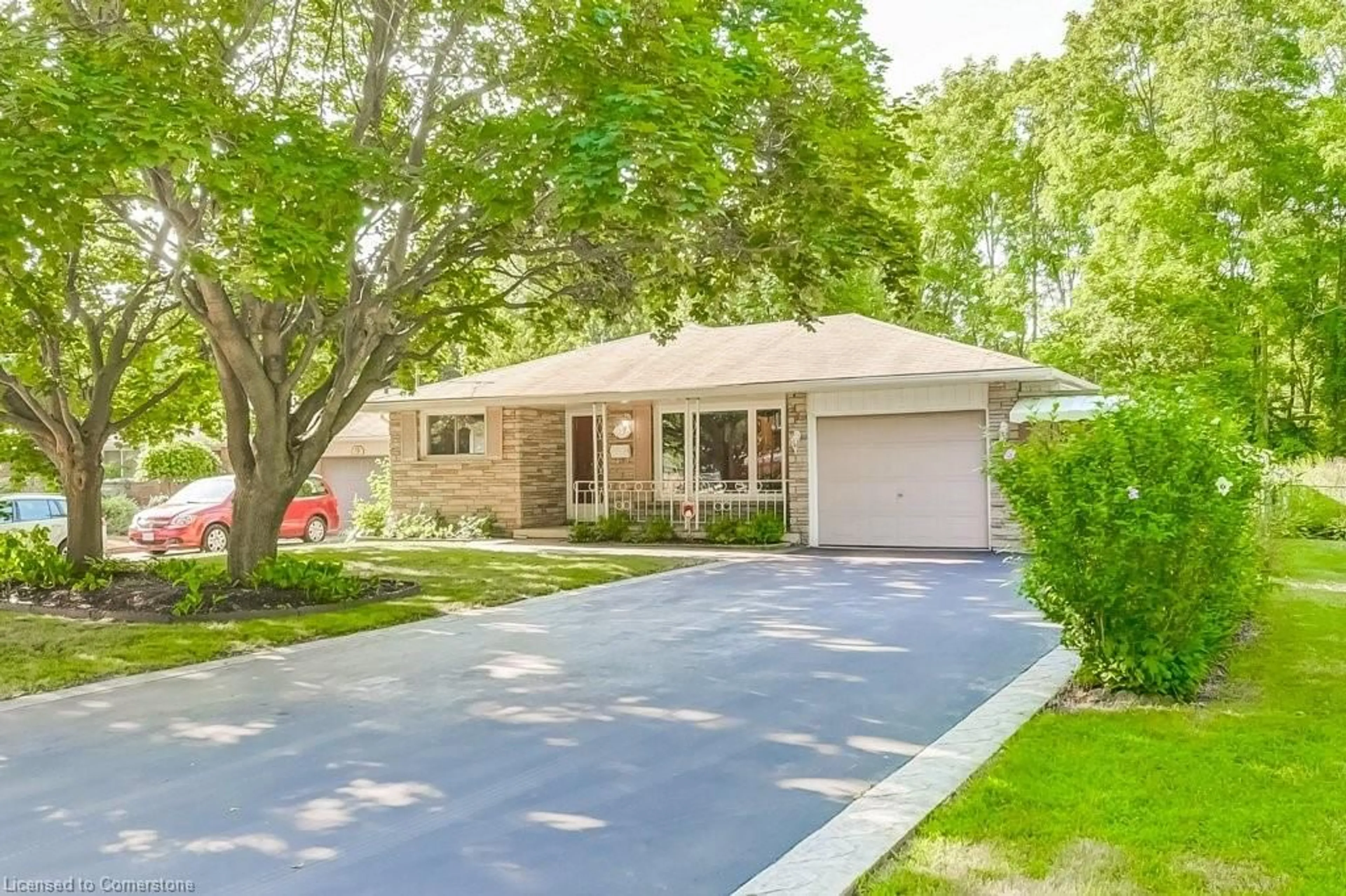 Home with brick exterior material, street for 11 Rogers Rd, Dundas Ontario L9H 4E2