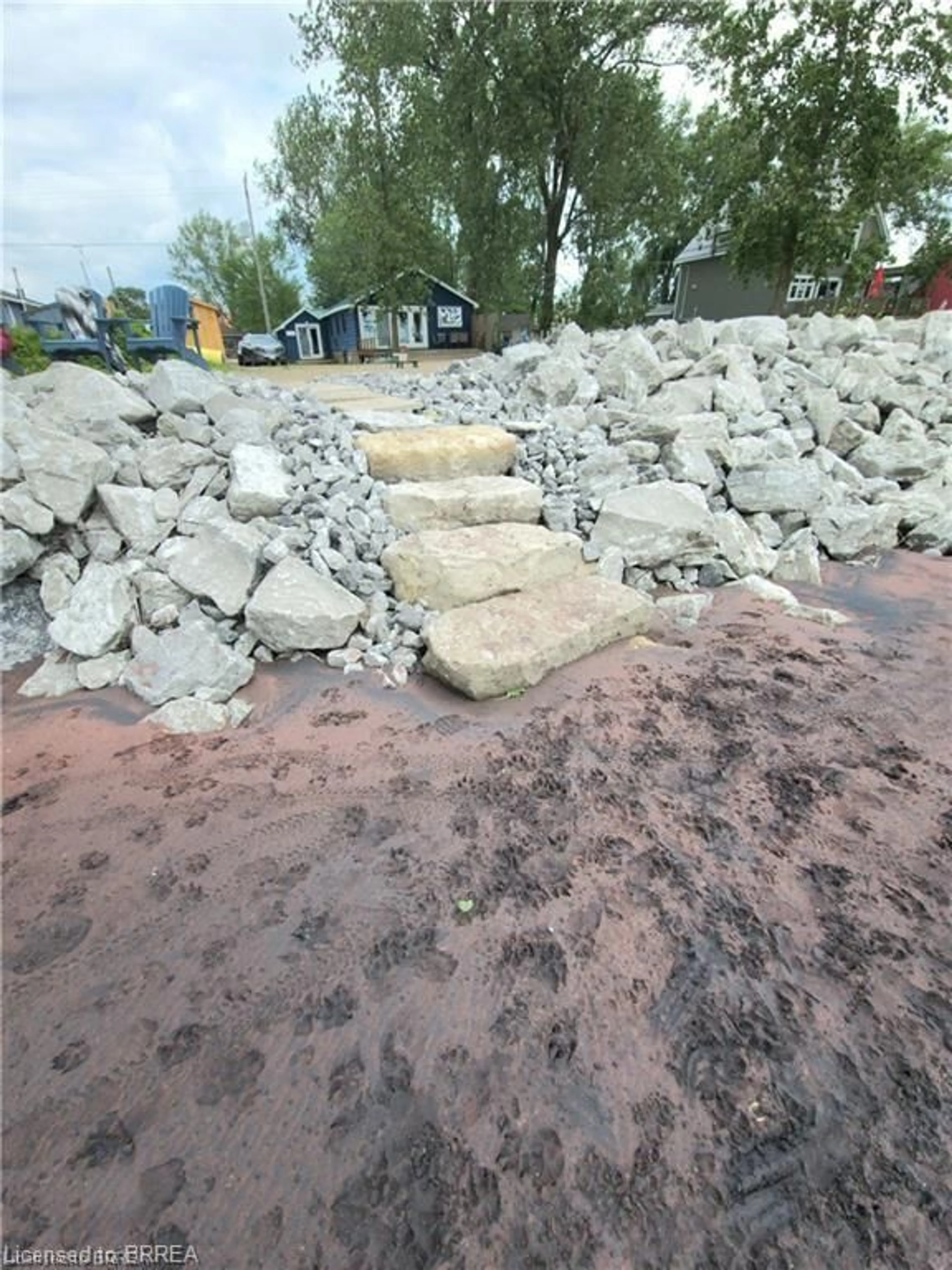 Stairs for 57 Erie Blvd, Long Point Ontario N0E 1M0