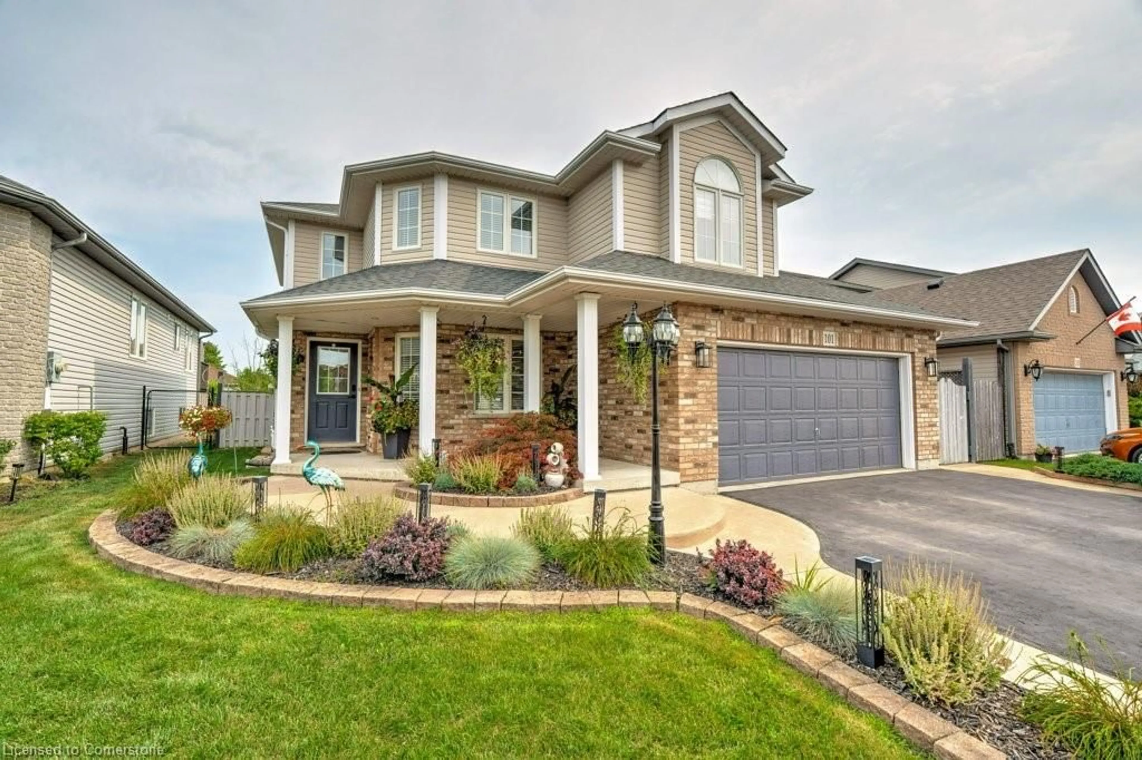 Home with brick exterior material, street for 101 Golden Acres Dr, Smithville Ontario L0R 2A0