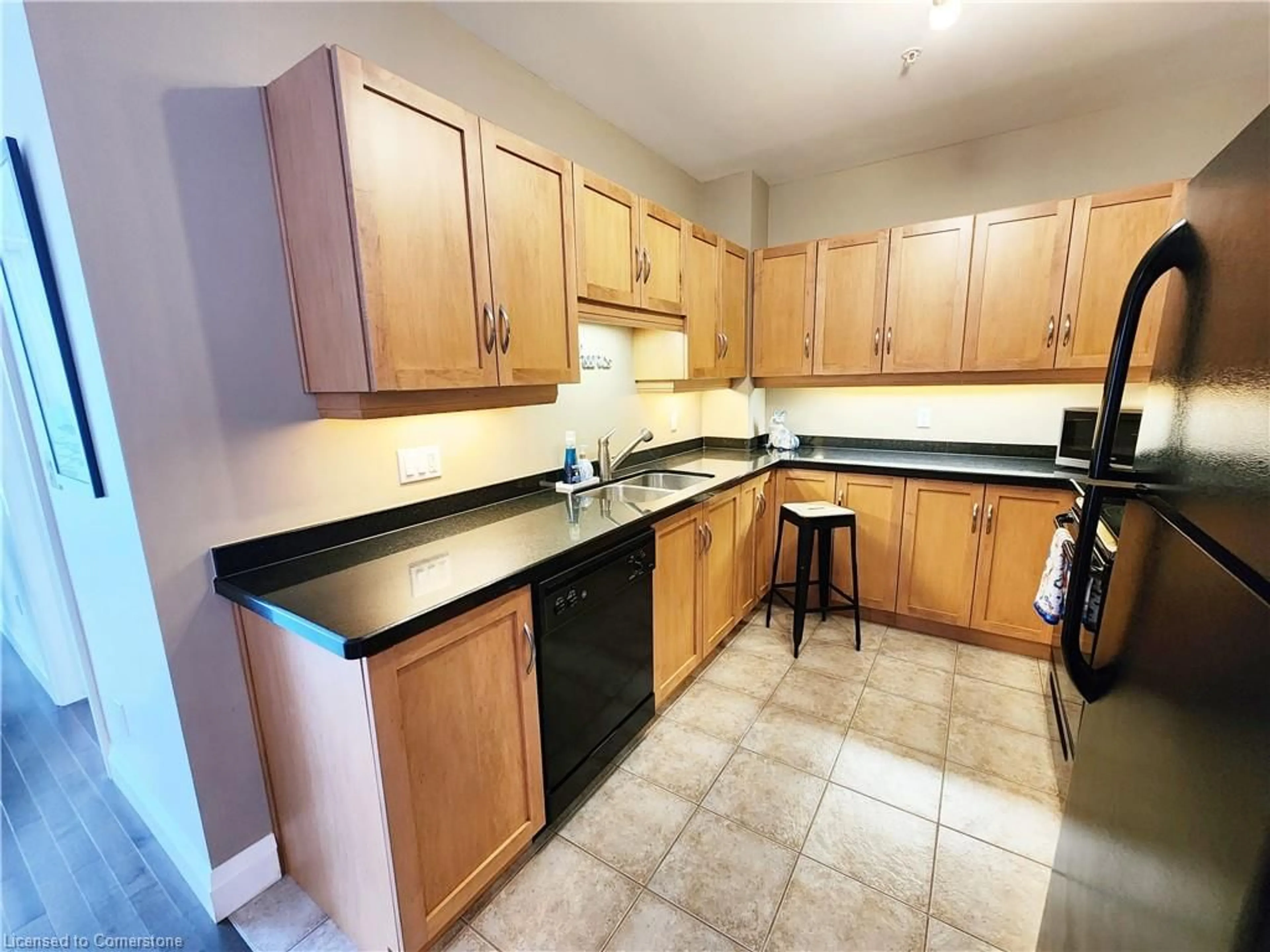 Standard kitchen, unknown for 165 Duke St #202, Kitchener Ontario N2H 6T8