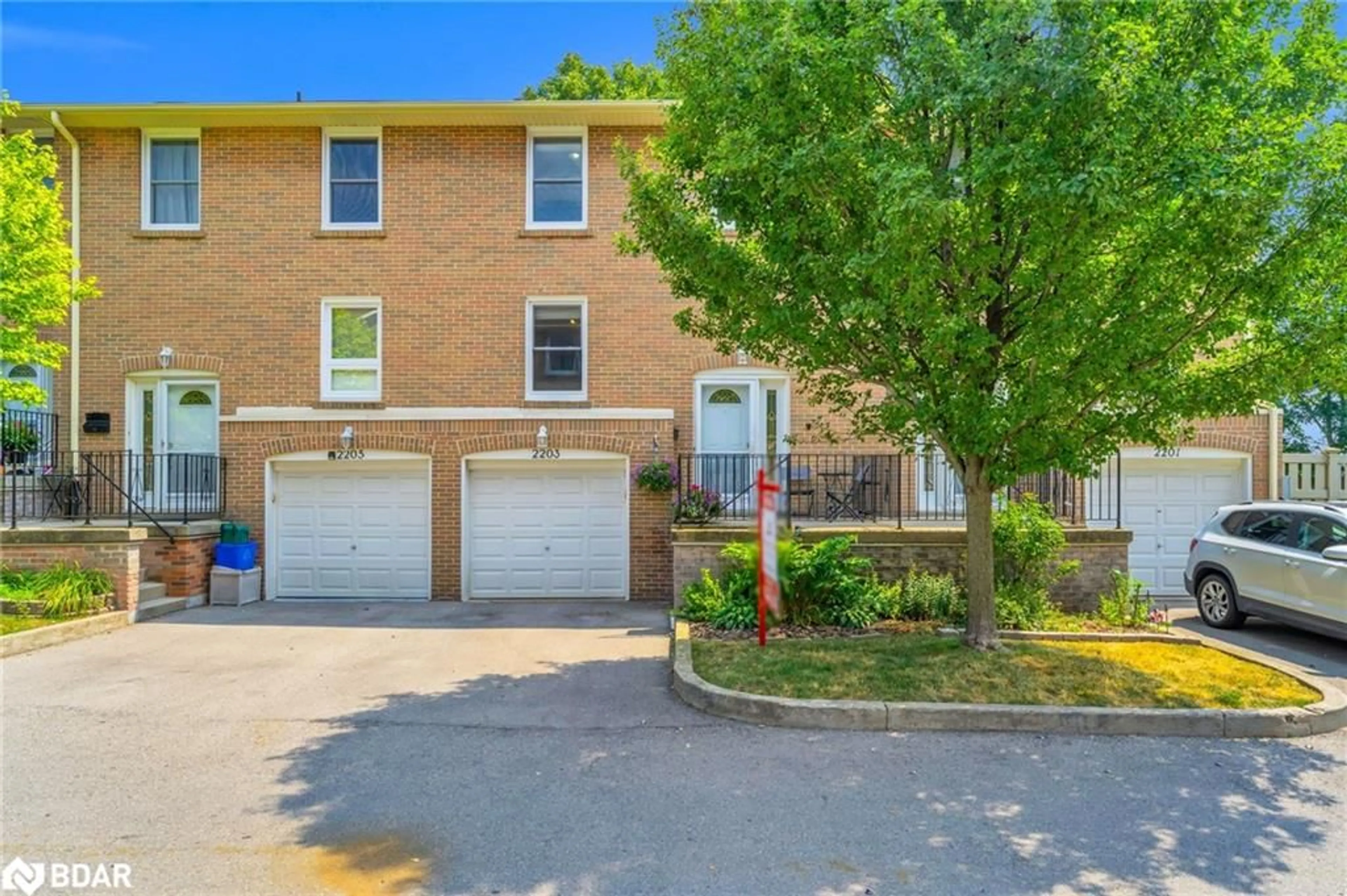 Unknown for 2203 Mountain Grove Ave #11, Burlington Ontario L7P 2H8