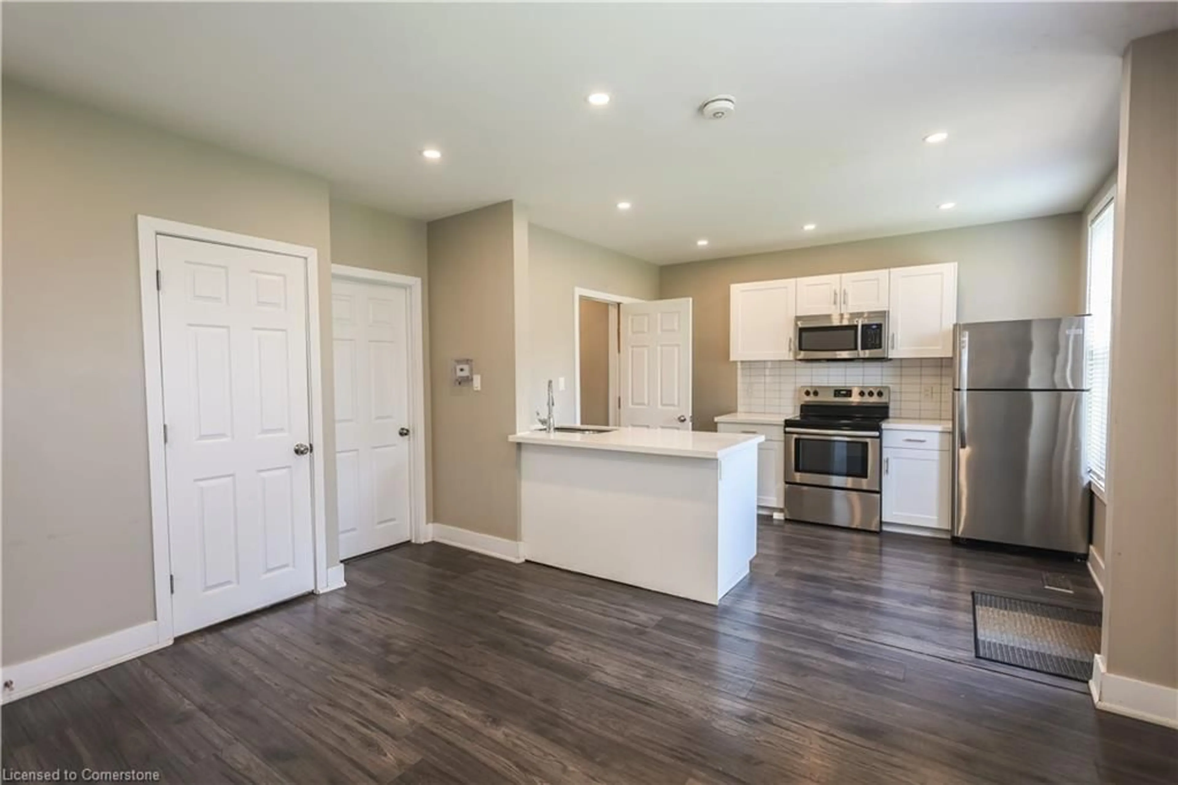 Open concept kitchen, unknown for 29 Ashley St, Hamilton Ontario L8L 5S5
