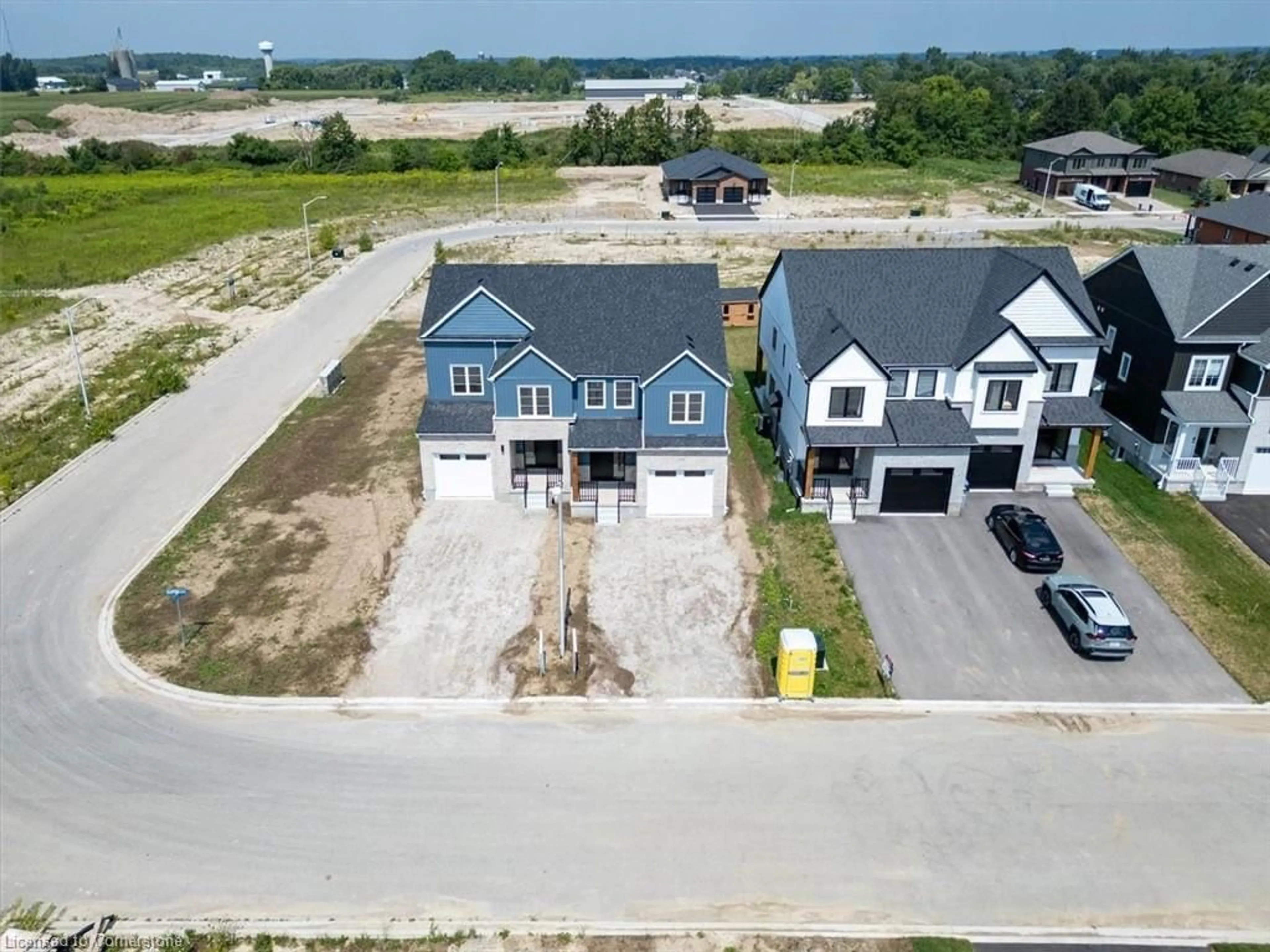 A pic from outside/outdoor area/front of a property/back of a property/a pic from drone, building for 101 Clayton St, Mitchell Ontario N0K 1N0