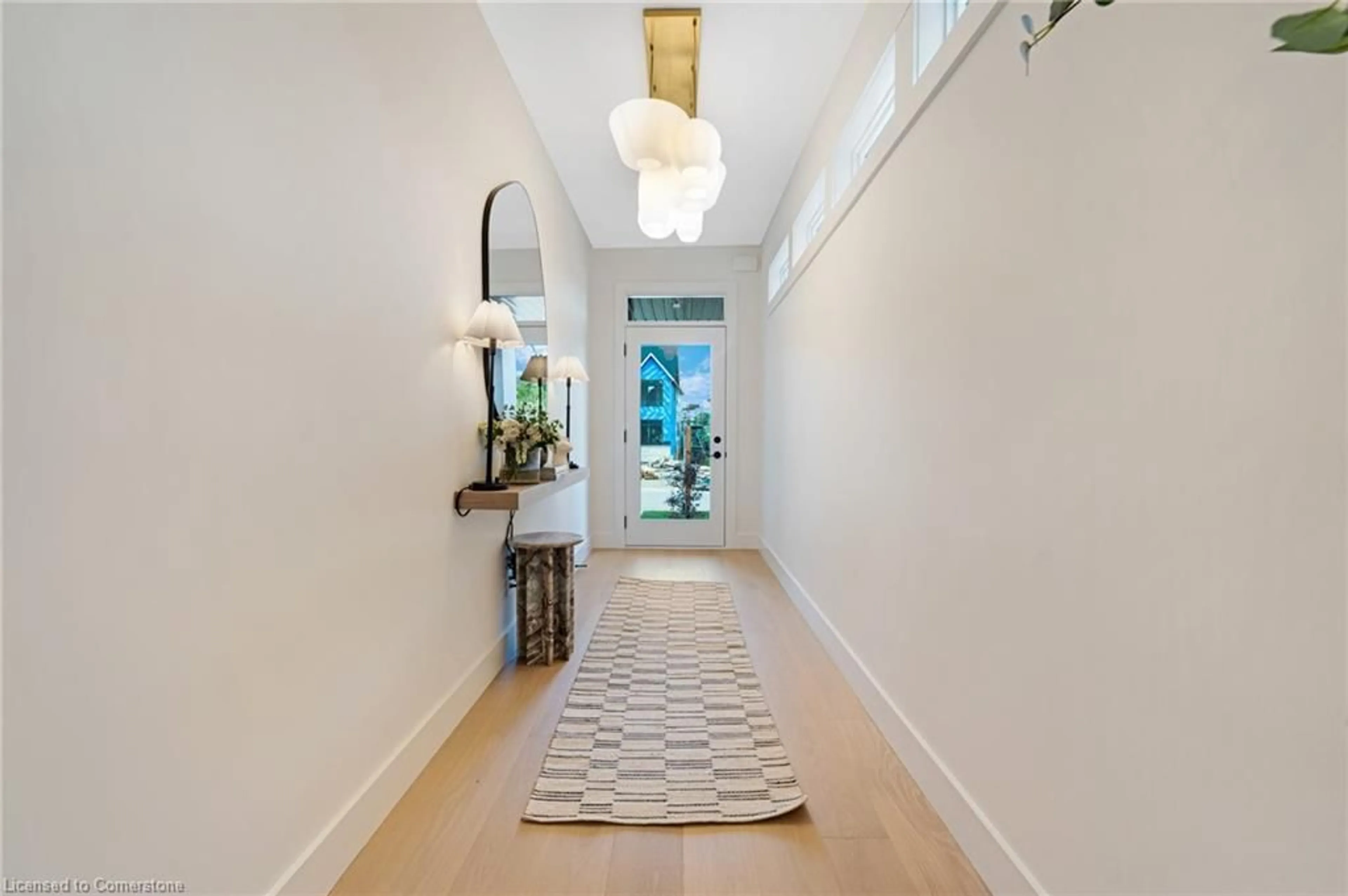 Indoor entryway for 452 Westhaven St, Waterloo Ontario N2T 0A4