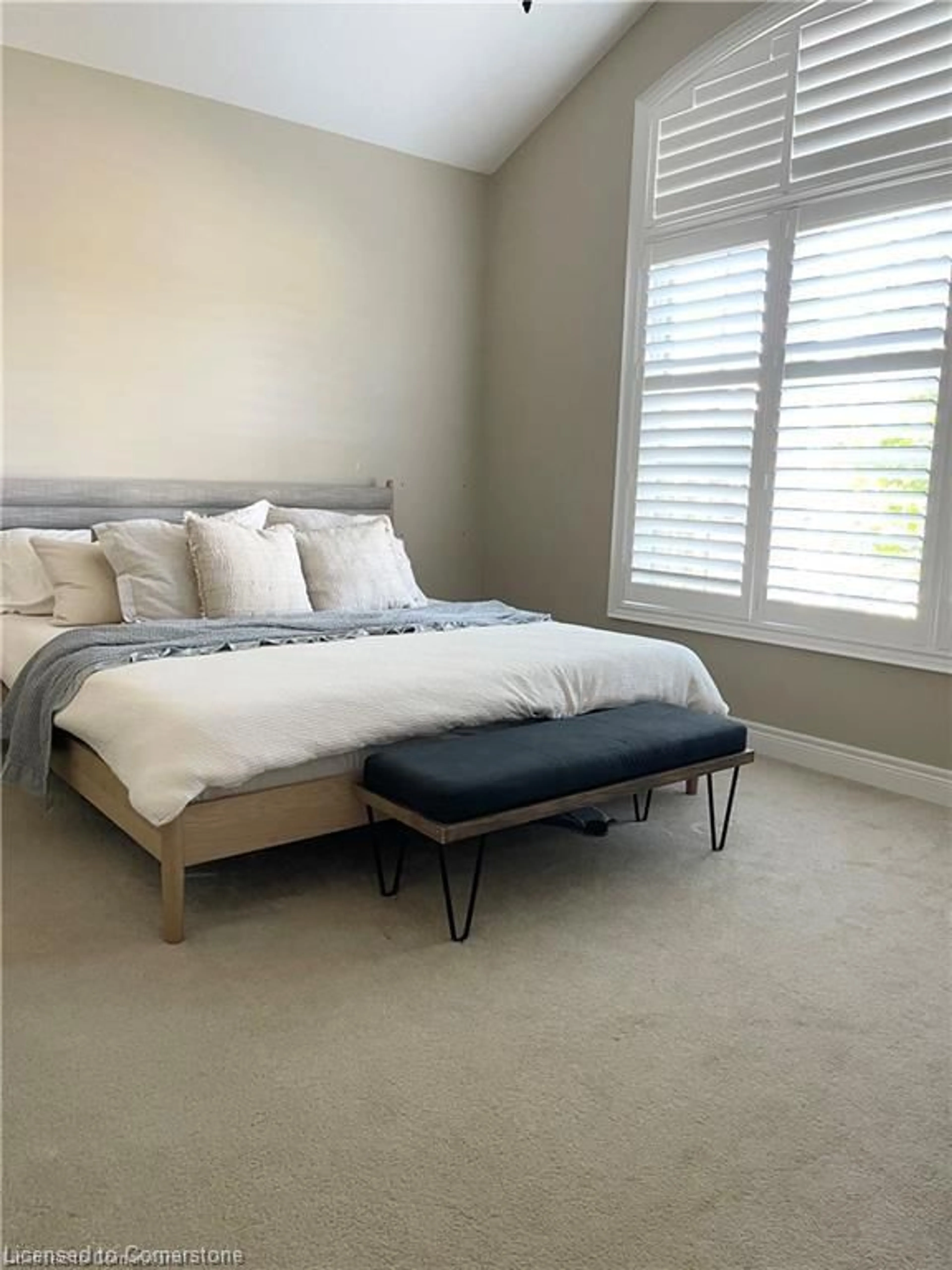 Bedroom with bed, unknown for 3 Chancery Cir, St. Catharines Ontario L2M 7R3
