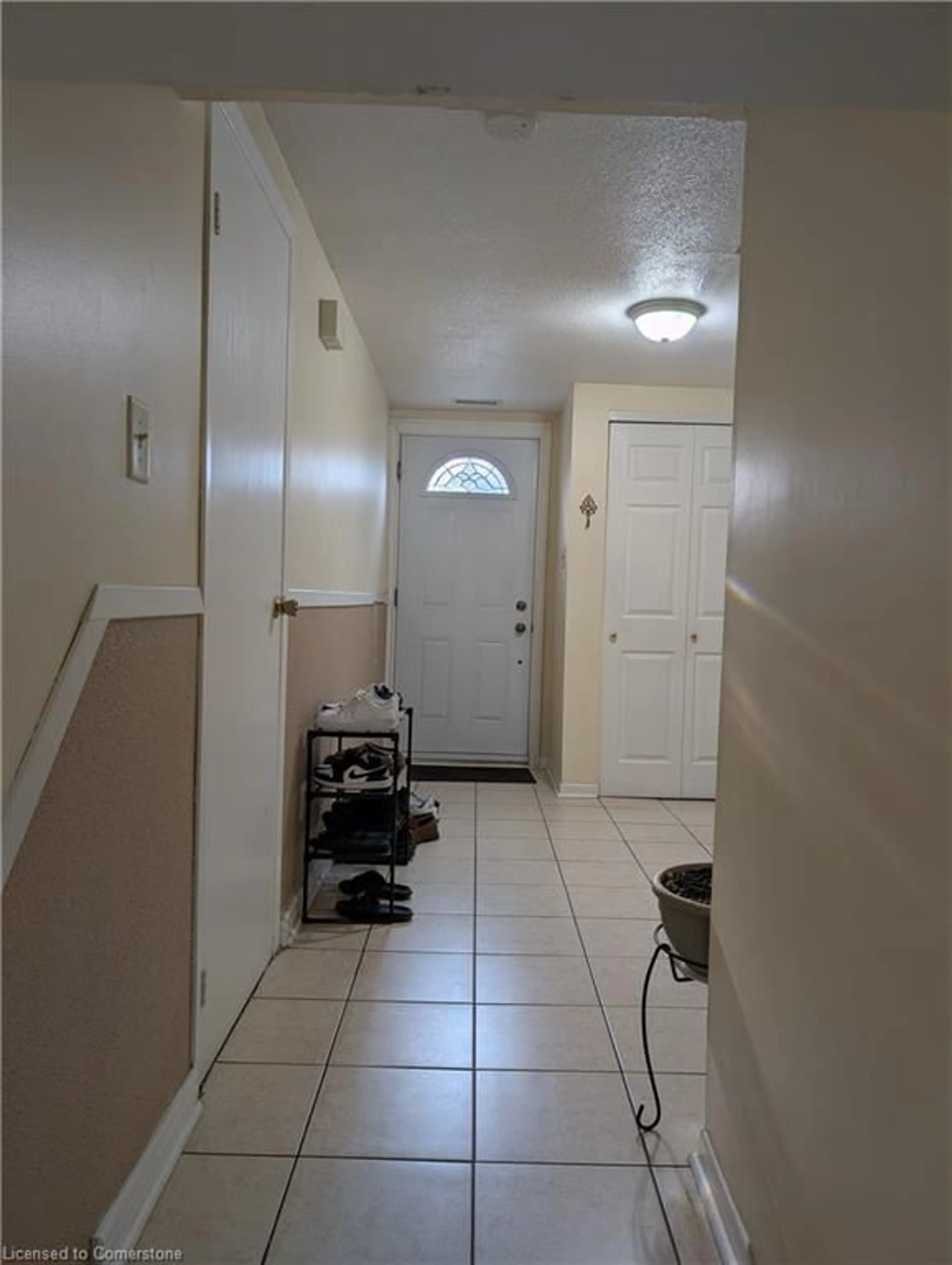 Unknown for 8 Amy Lane #39, Hamilton Ontario L8E 3K8