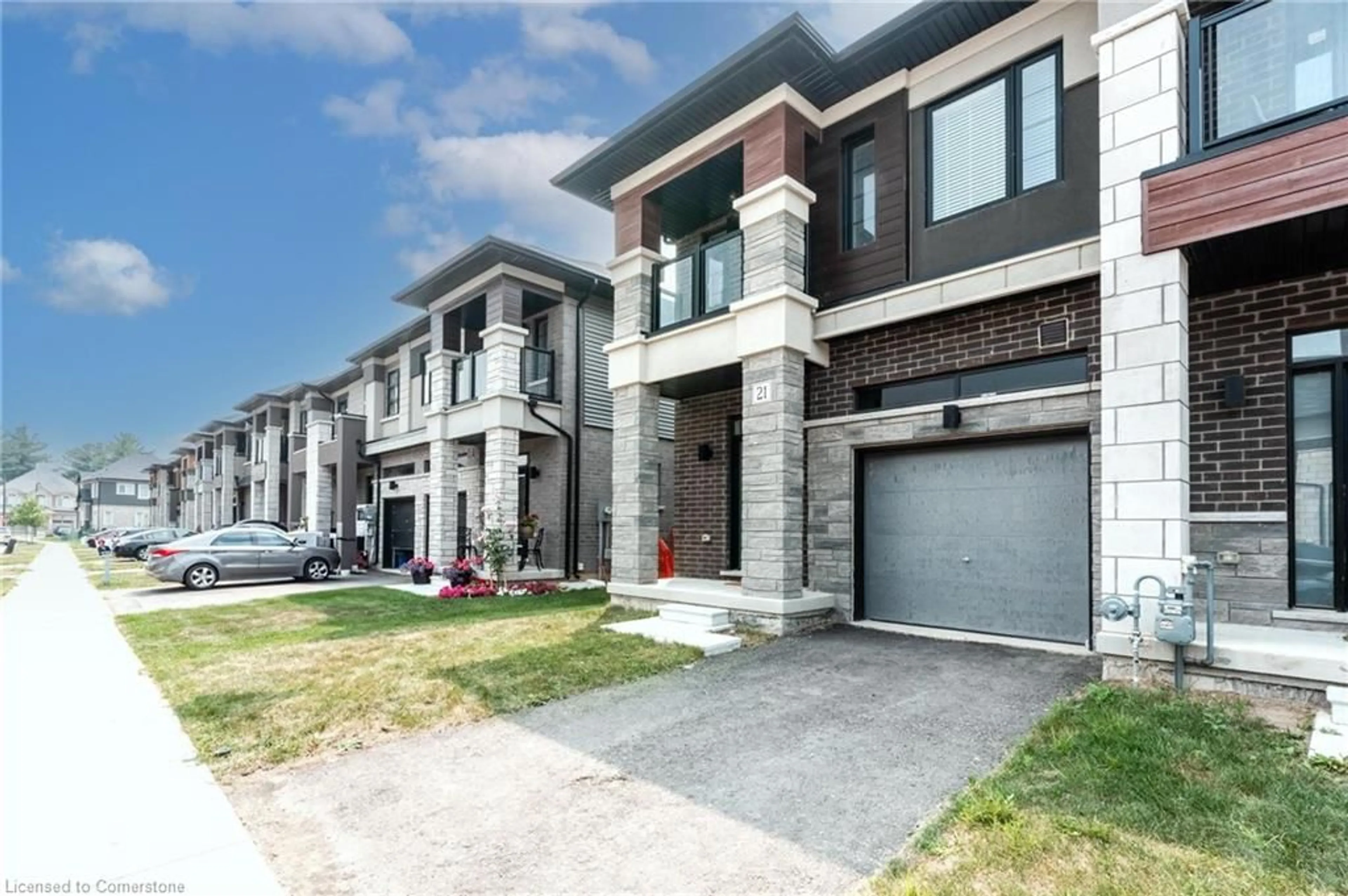 Home with brick exterior material, street for 21 Bowery Rd Rd, Brantford Ontario N3V 0A9