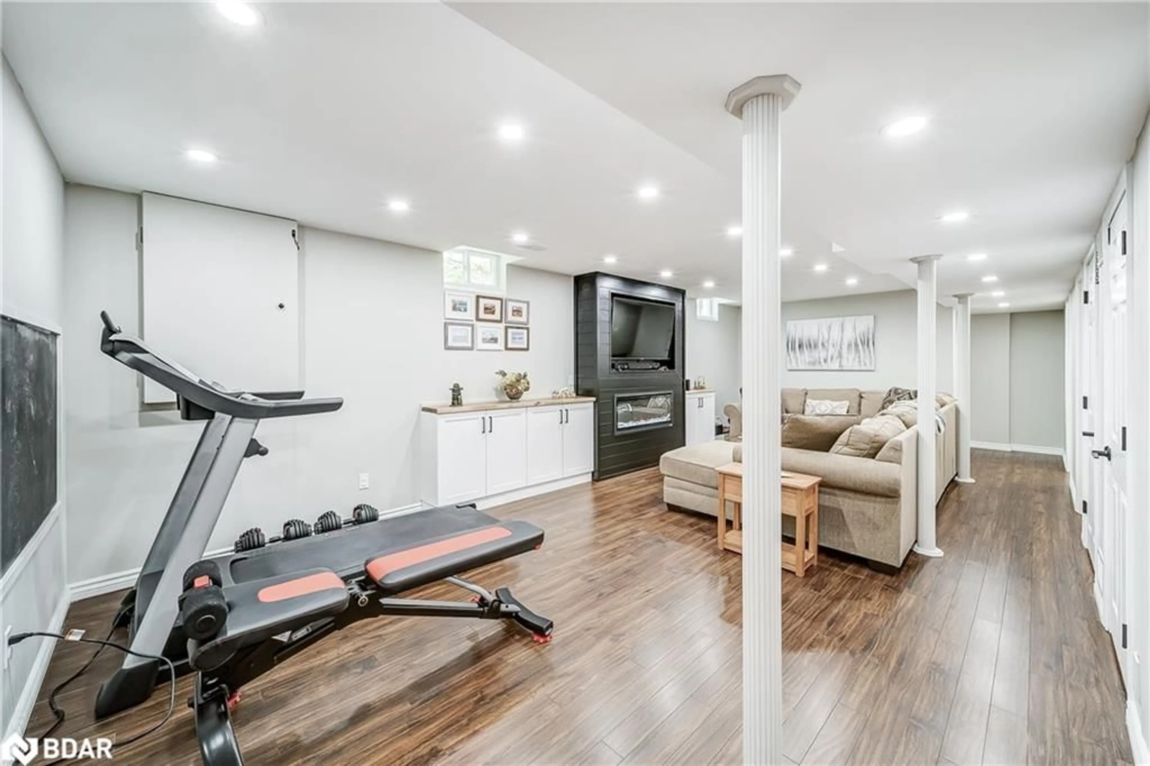Gym or fitness room for 28 Fife Rd, Aurora Ontario L4G 6Z1