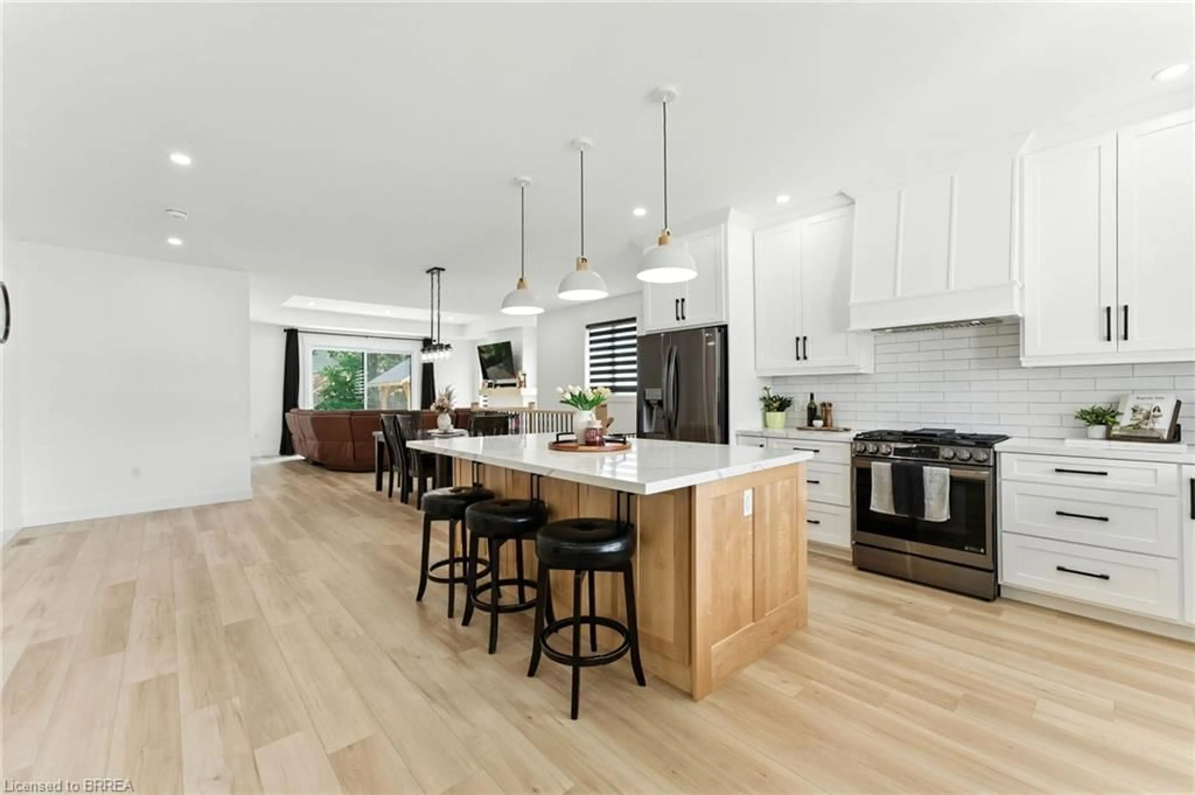 Open concept kitchen, unknown for 9 Macneil Crt, Port Burwell Ontario N0J 1T0