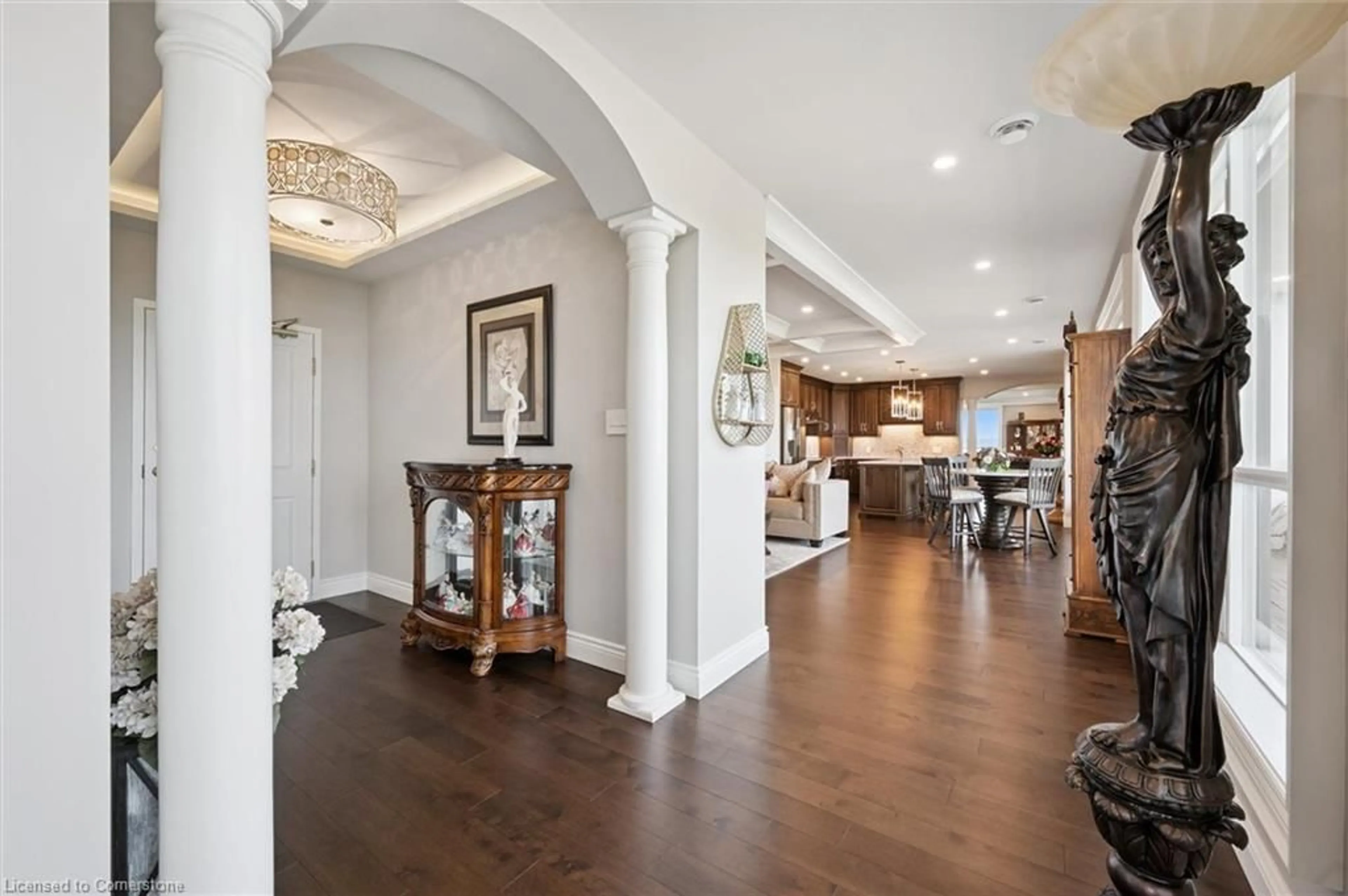 Indoor entryway for 255 Keats Way #1404, Waterloo Ontario N2L 6N6