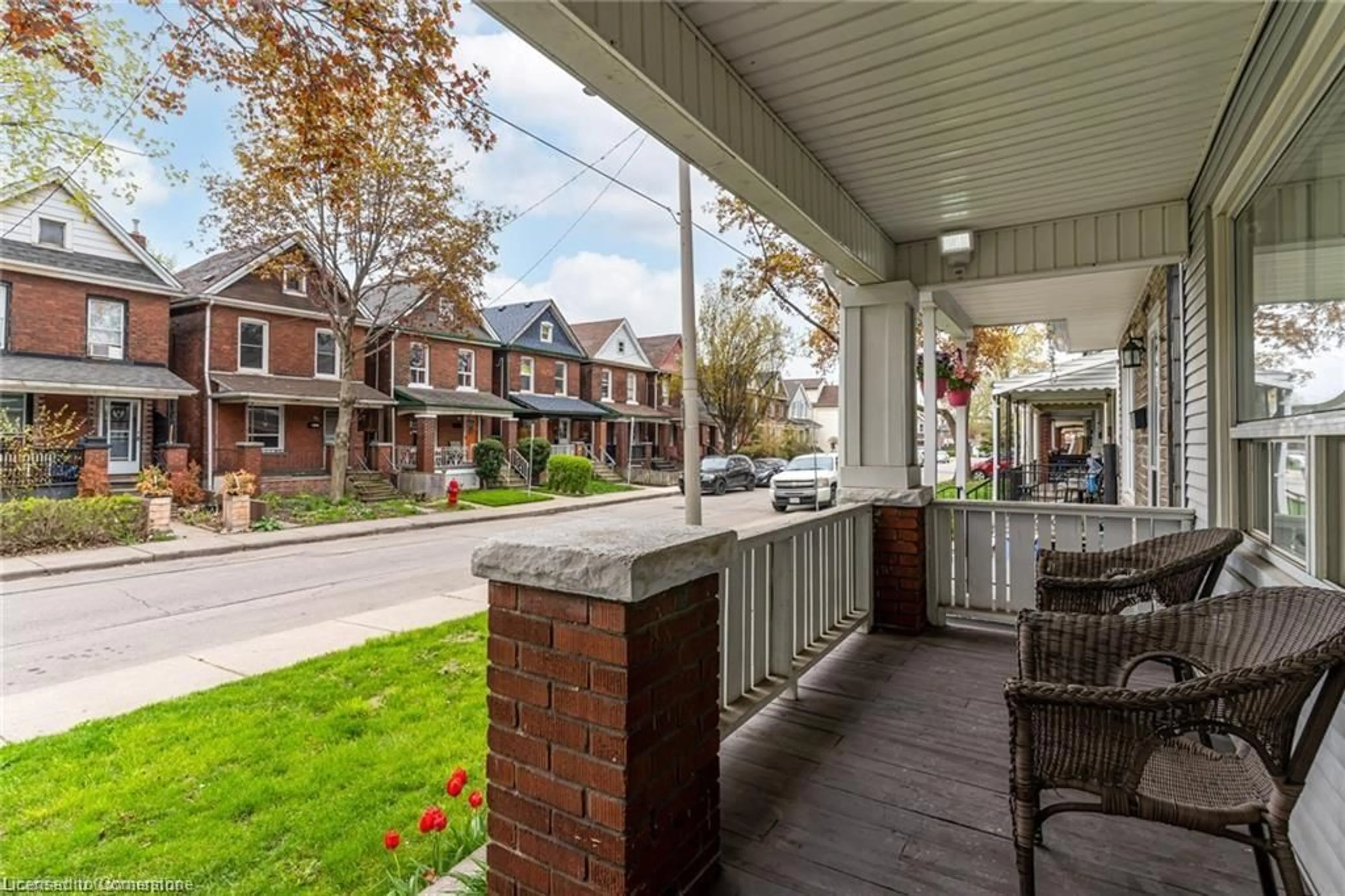 Patio, street for 95 Case St, Hamilton Ontario L8L 3G8