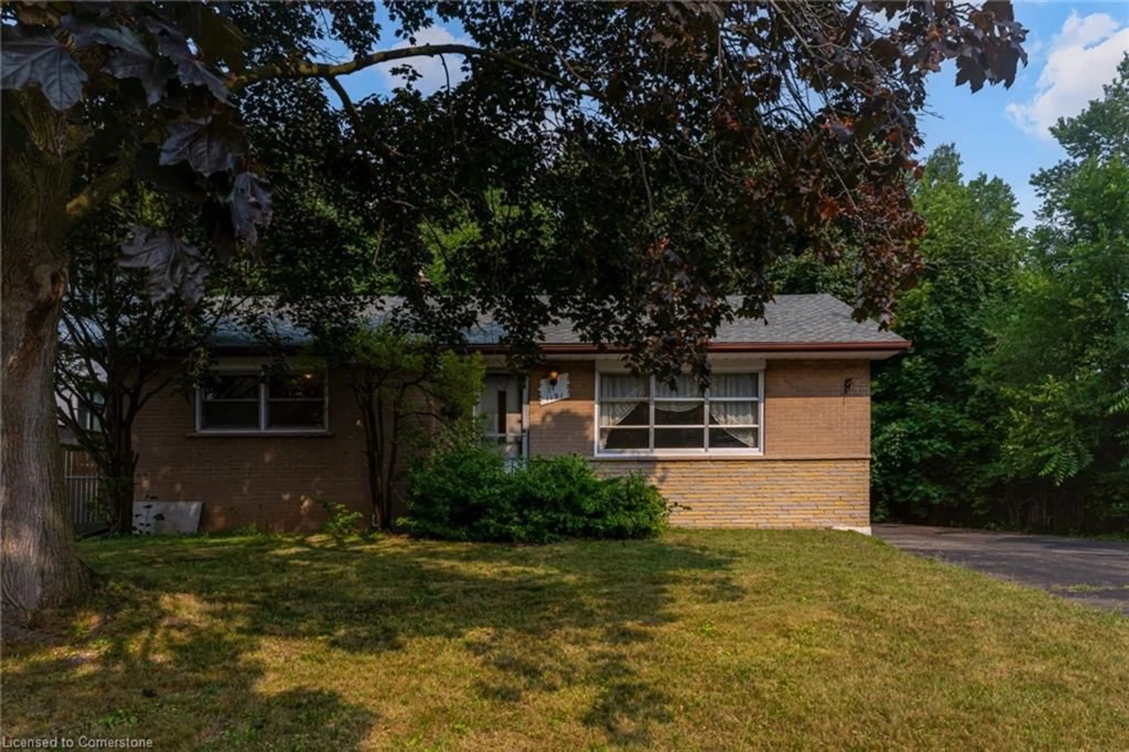 Home with brick exterior material, street for 1191 Pinegrove Rd, Oakville Ontario L6L 2W8