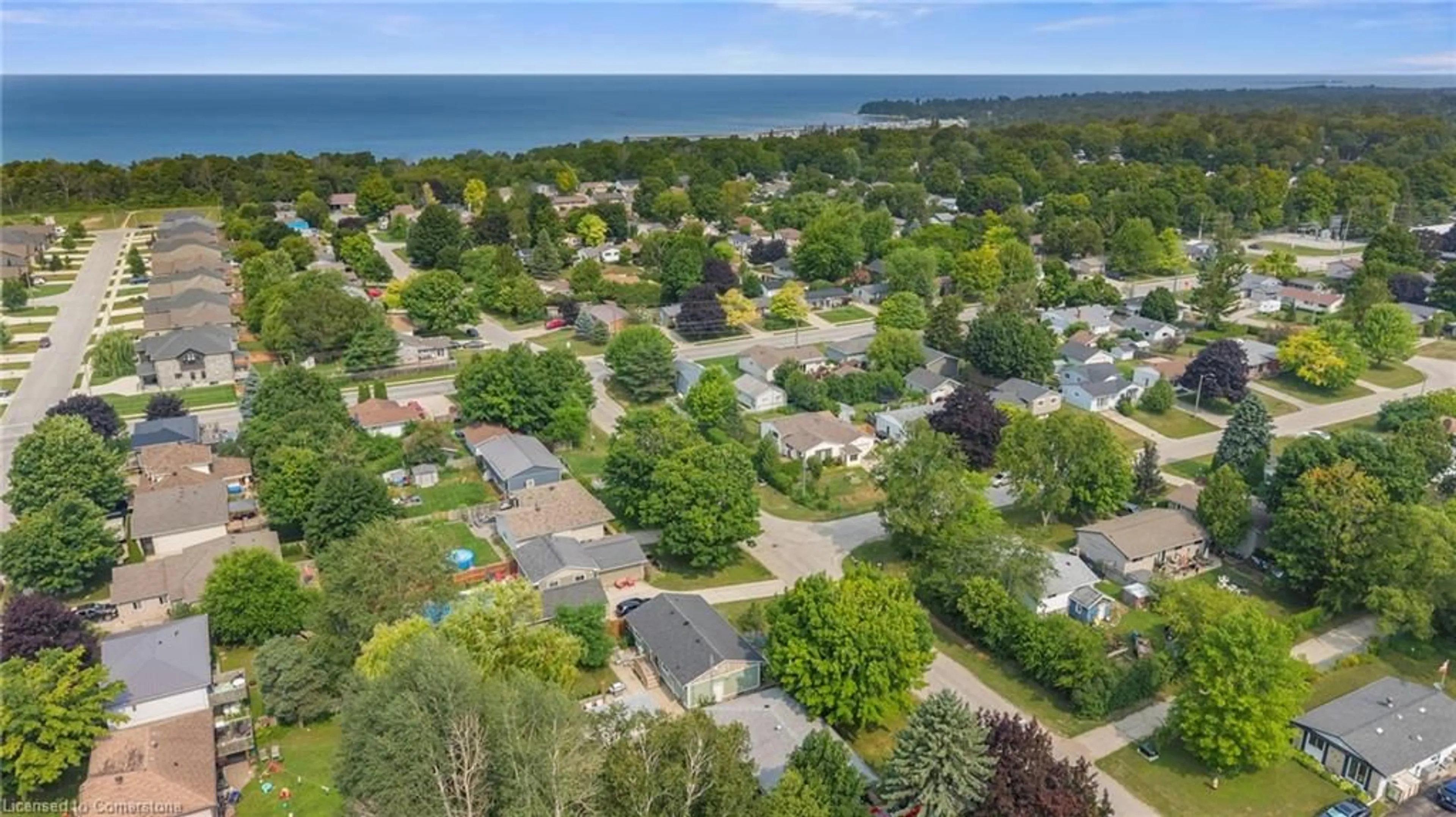 A pic from outside/outdoor area/front of a property/back of a property/a pic from drone, water/lake/river/ocean view for 440 Provincial St, Saugeen Shores Ontario N0H 2C1