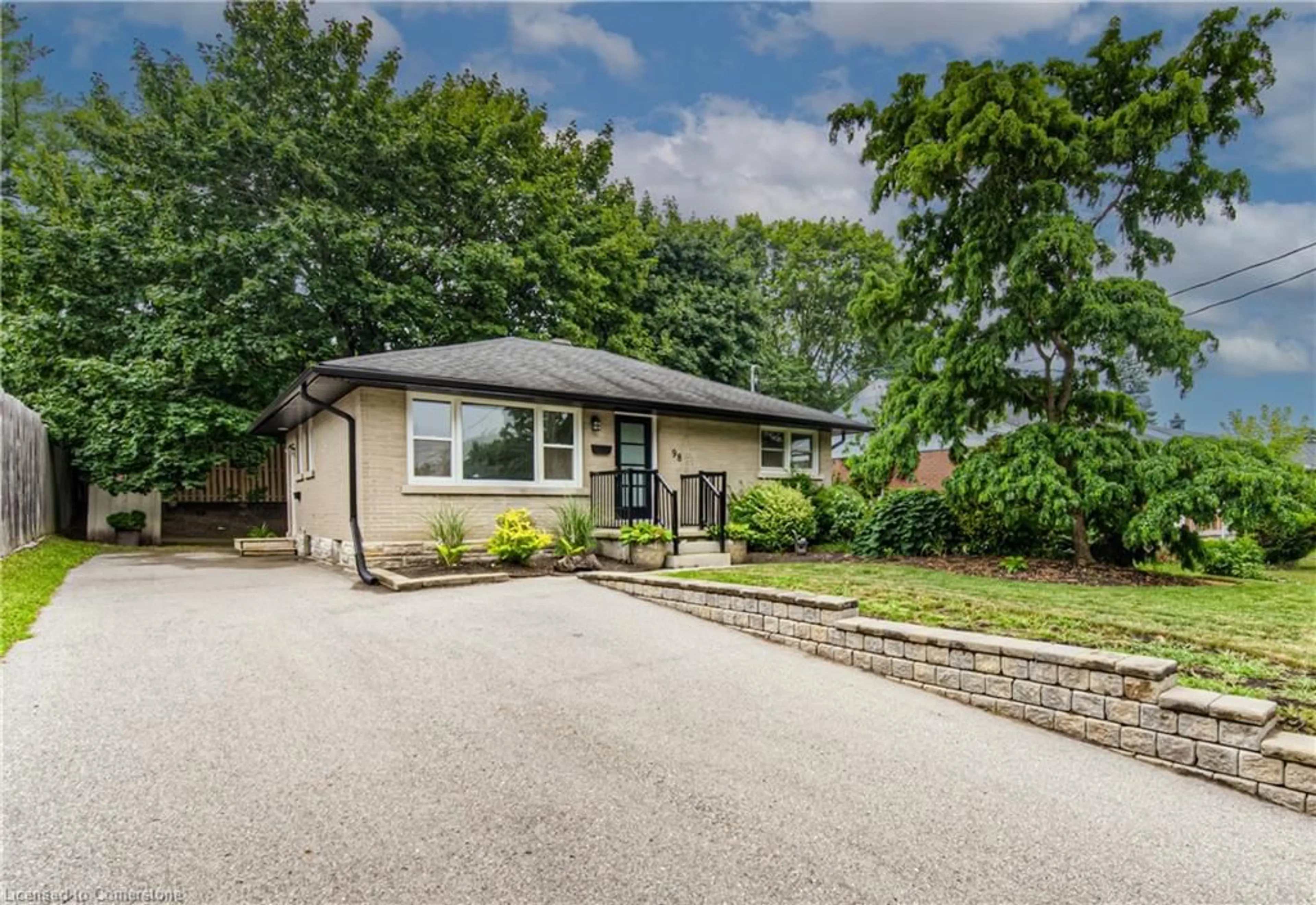 Home with brick exterior material, street for 98 Harber Ave, Kitchener Ontario N2C 1Z2
