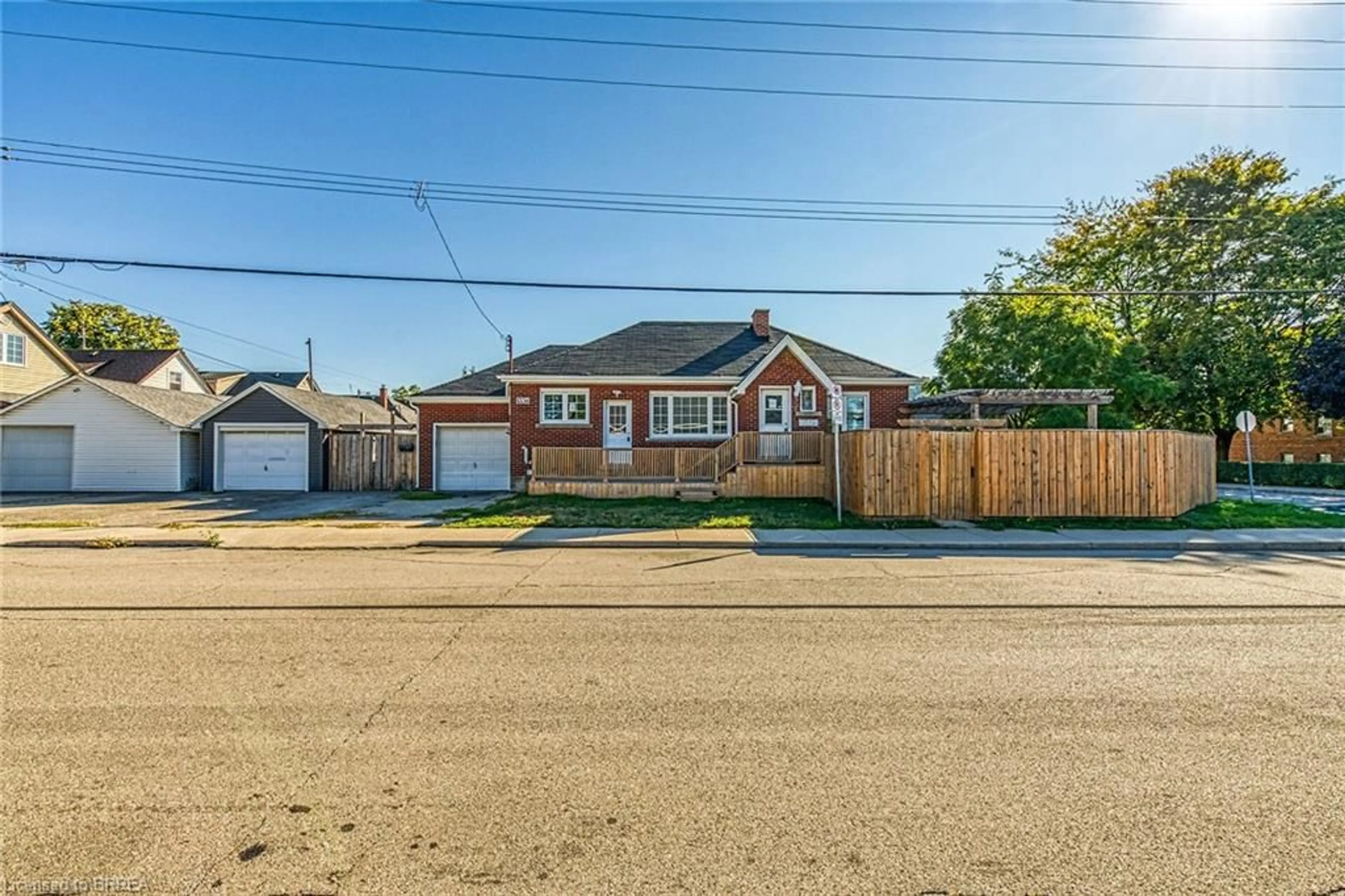 A pic from outside/outdoor area/front of a property/back of a property/a pic from drone, street for 1338 Monterey Ave, Hamilton Ontario L8K 1P6