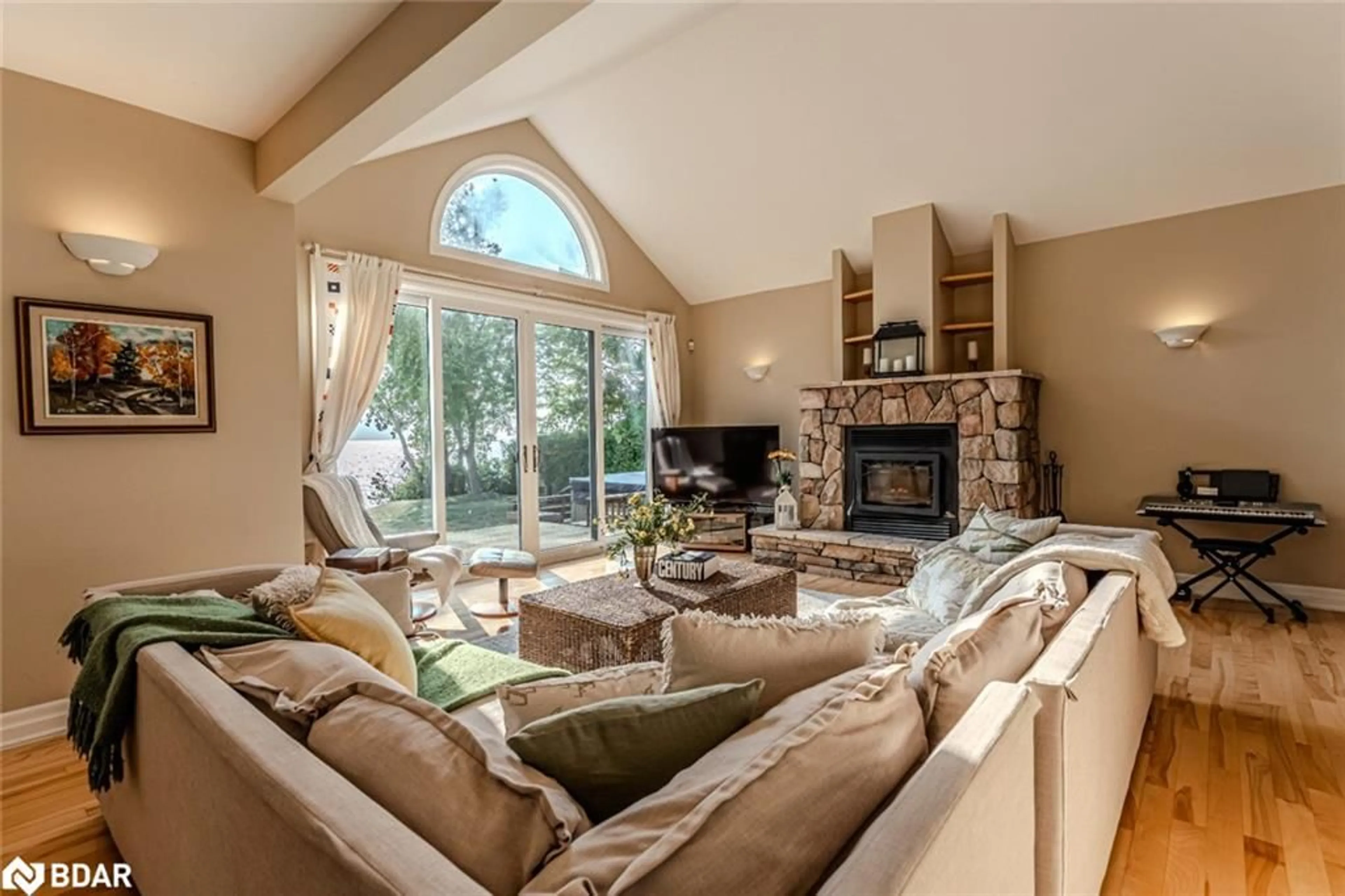Living room with furniture, unknown for 1338 Spyglass Point Road, Brechin Ontario L0K 1B0