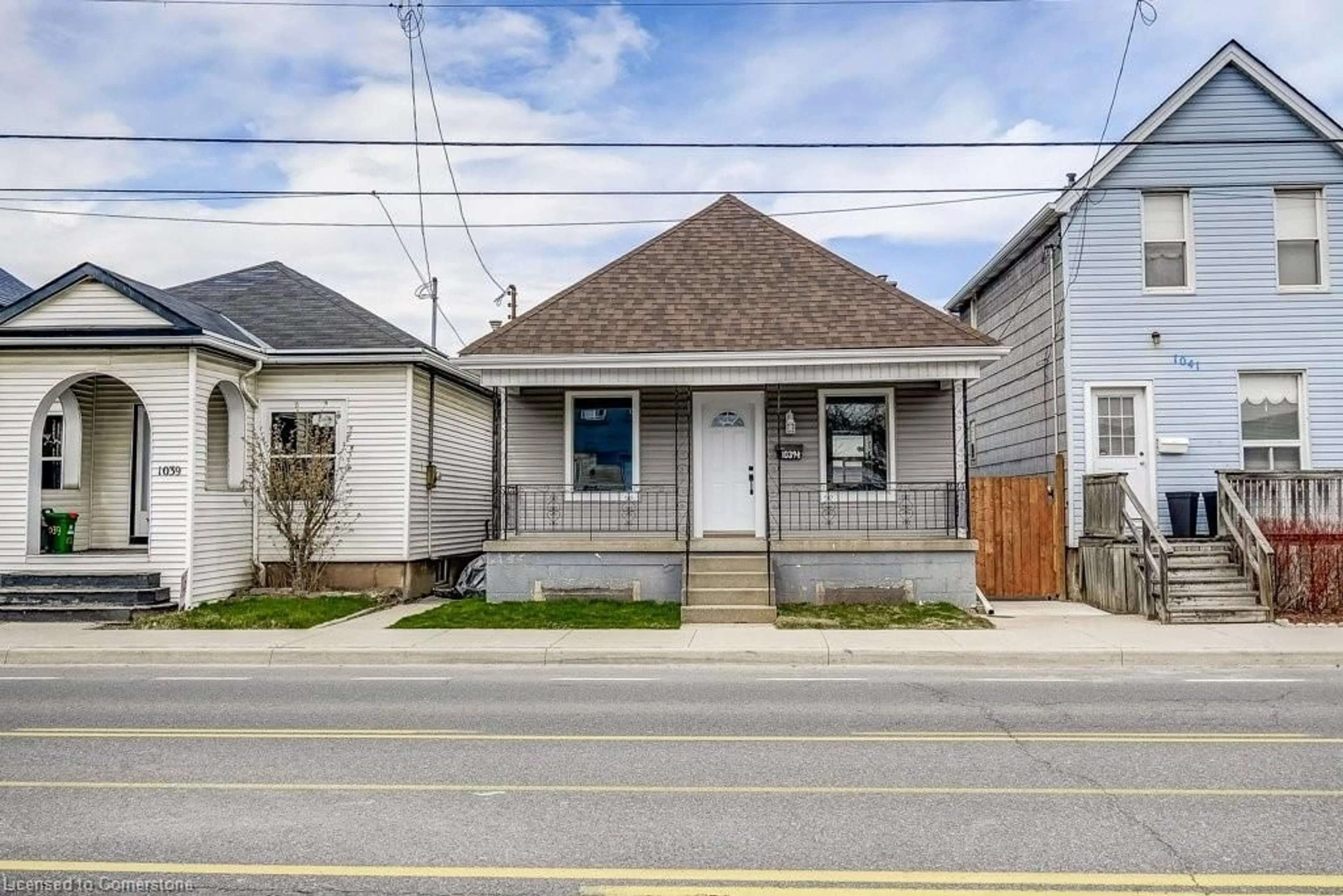 Unknown for 1039 1/2 Cannon St, Hamilton Ontario L8L 2H4