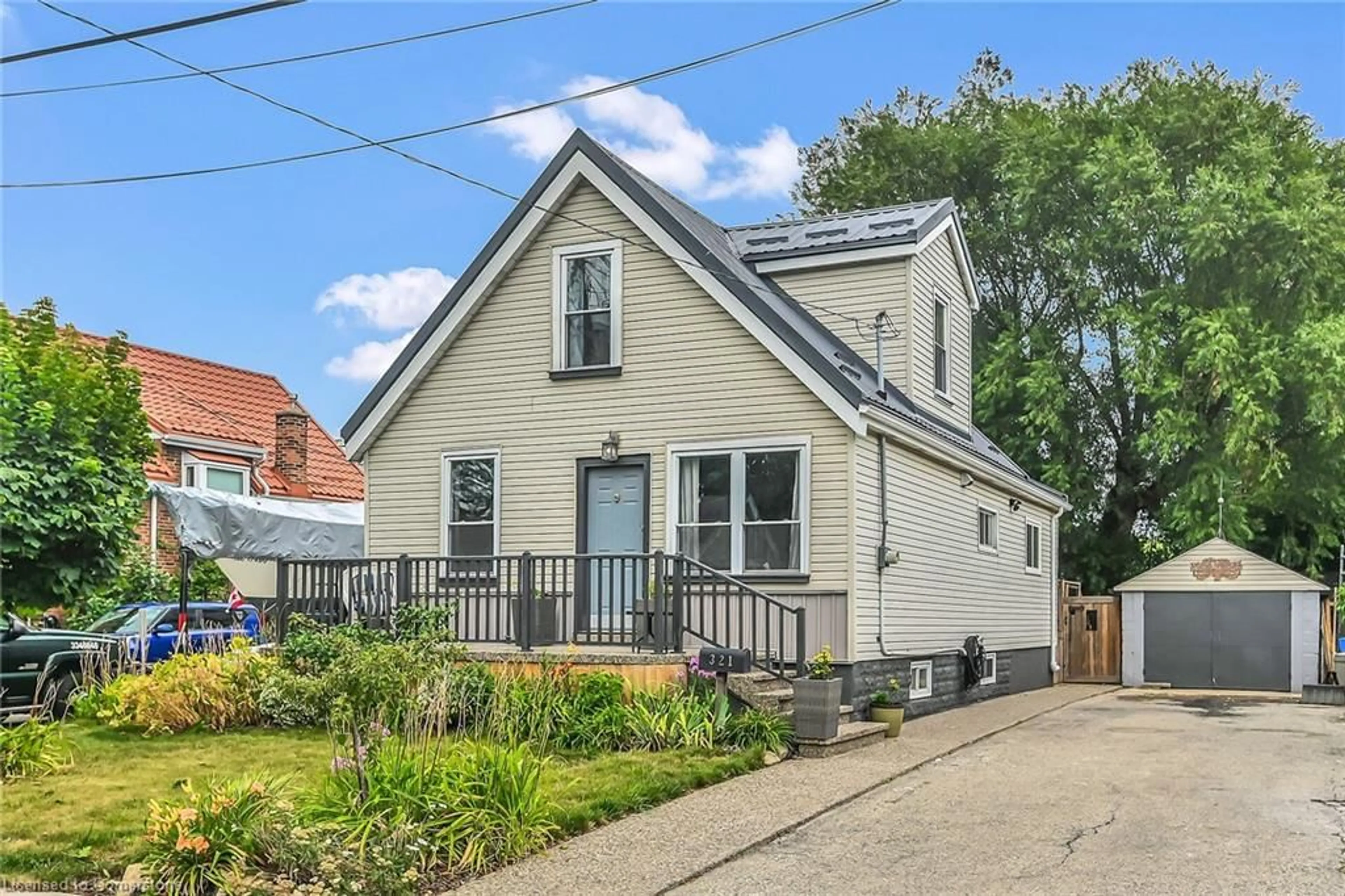 Unknown for 321 East 12th St, Hamilton Ontario L9A 3X9