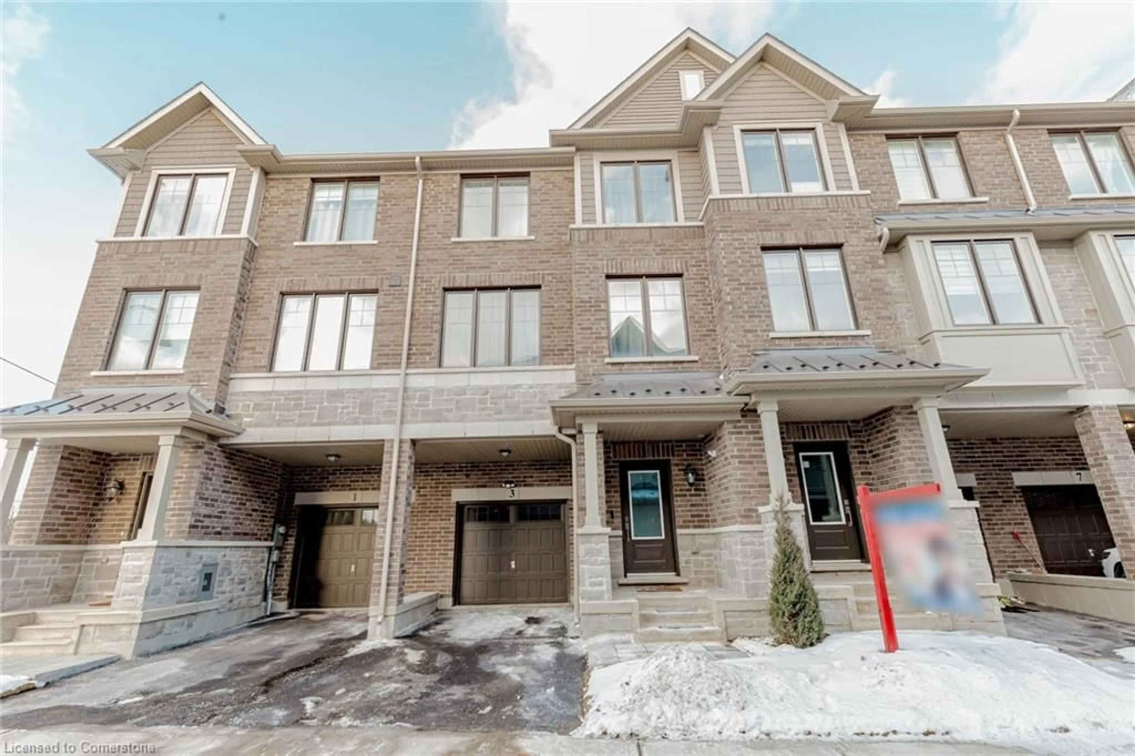 Home with brick exterior material, unknown for 3 Folcroft Street St, Brampton Ontario L6Y 0B6