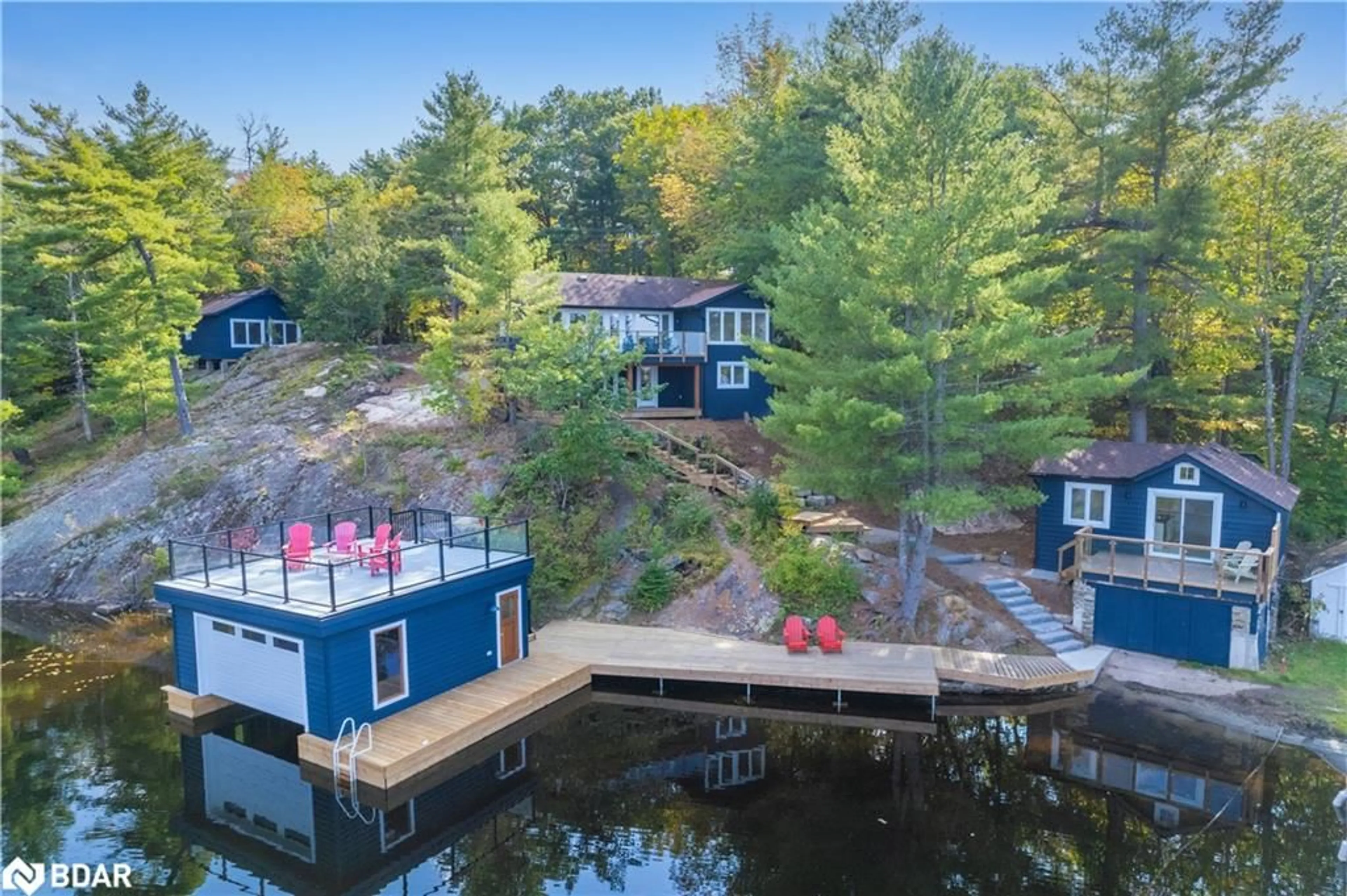 A pic from outside/outdoor area/front of a property/back of a property/a pic from drone, water/lake/river/ocean view for 3-1148 Muldrew Lake Rd, Gravenhurst Ontario P0E 1G0