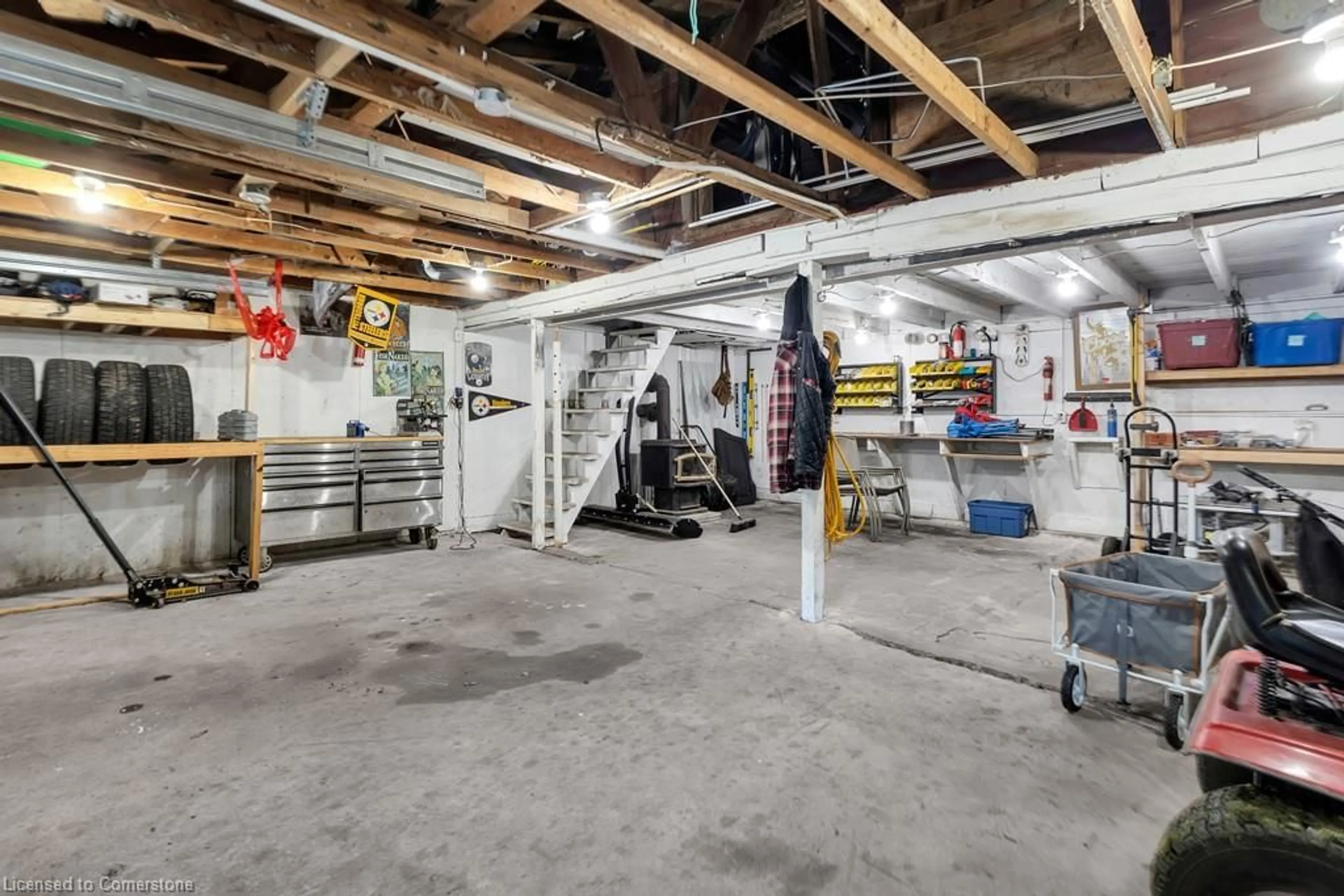 Indoor garage for 926481 Township Road 13, Bright Ontario N0J 1B0