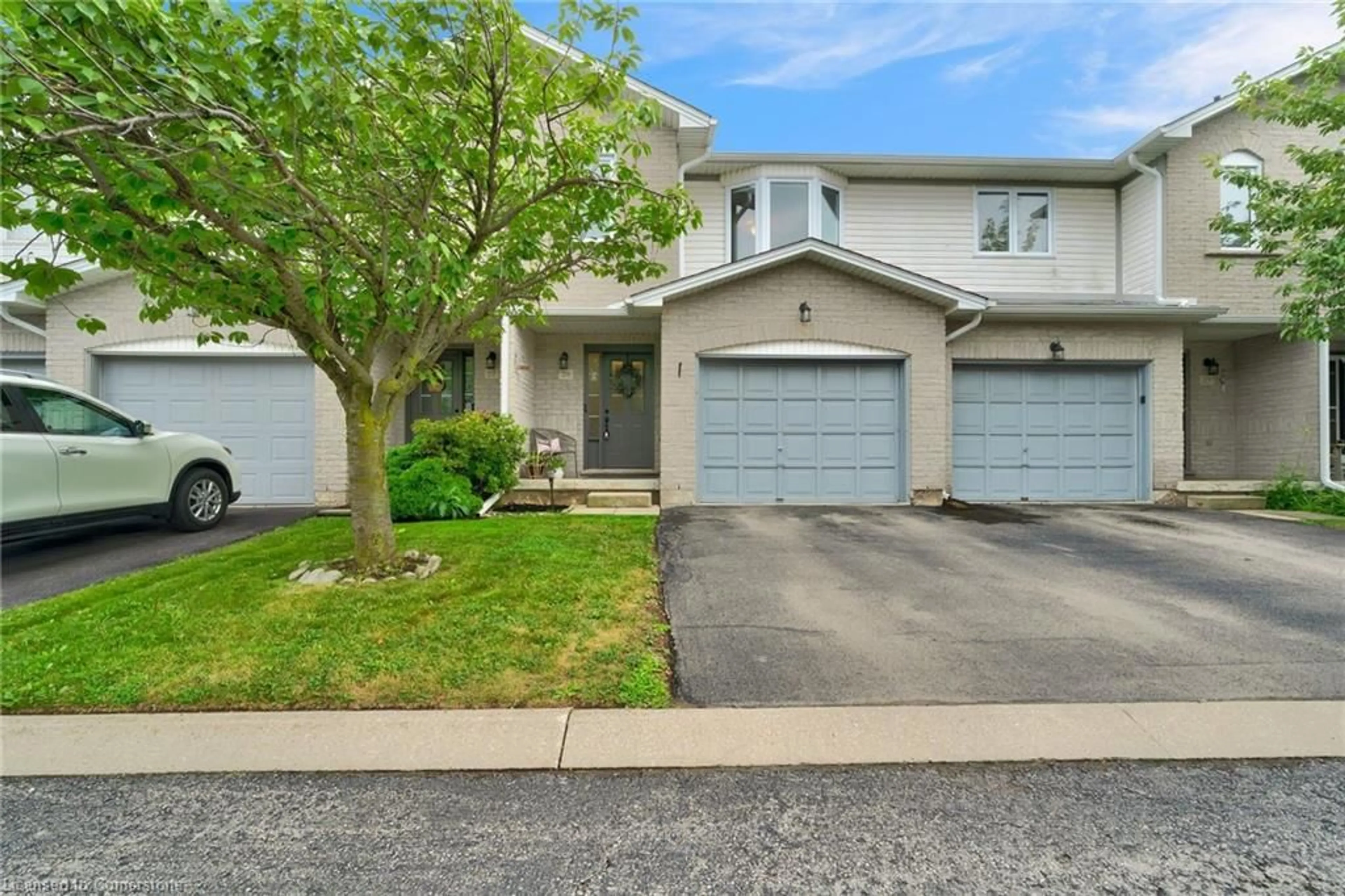 Unknown for 800 Paramount Dr #28, Stoney Creek Ontario L8J 3V7