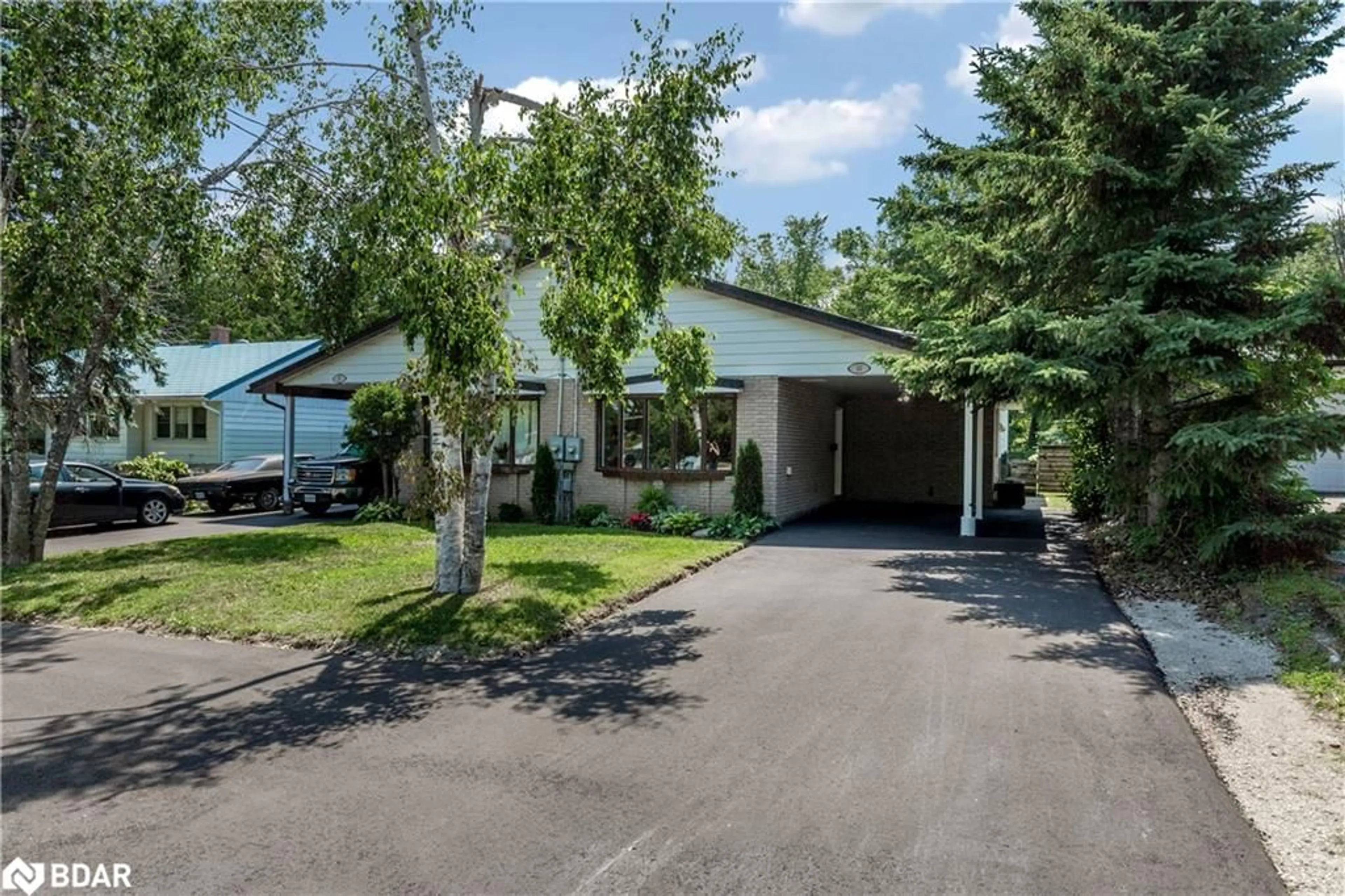Unknown for 55 Fittons Rd, Orillia Ontario L3V 2J2