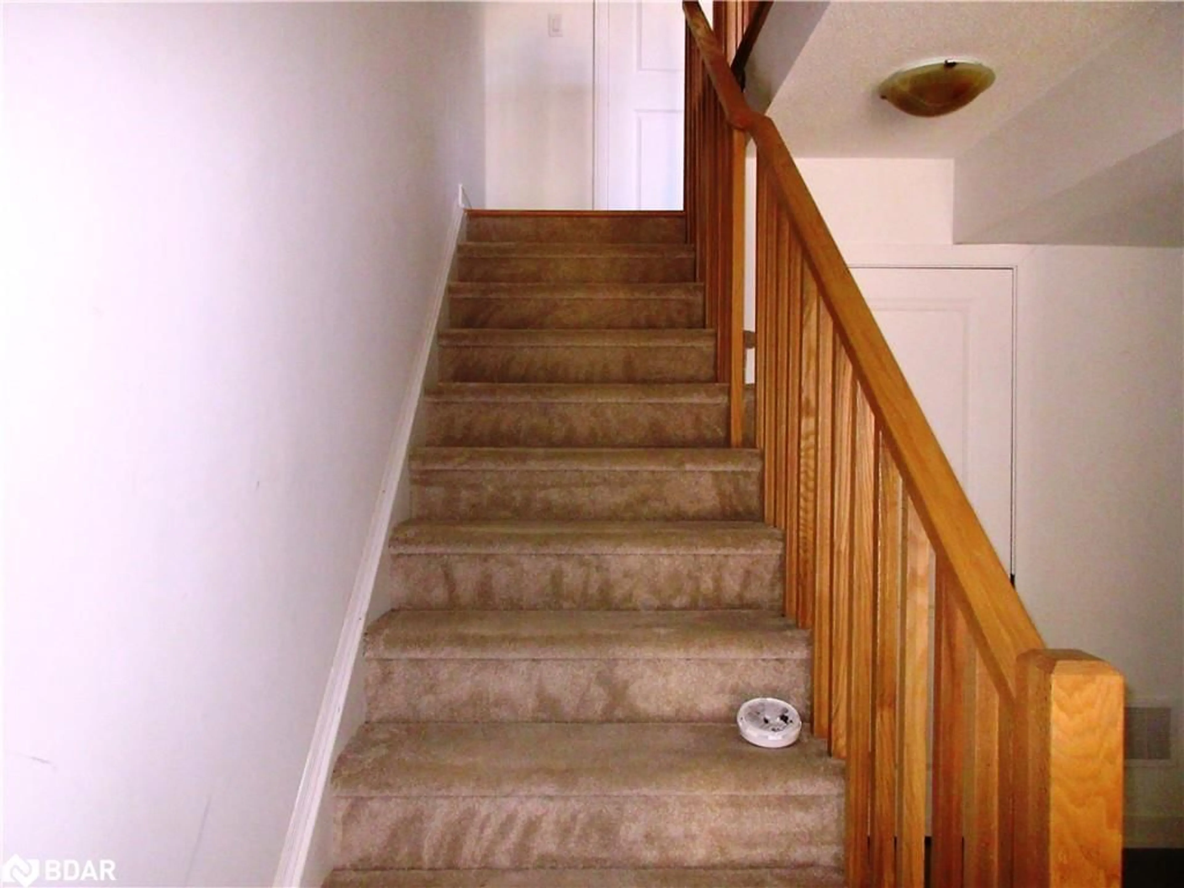 Stairs for 44 Red Maple Lane Lane, Barrie Ontario L9J 0N7