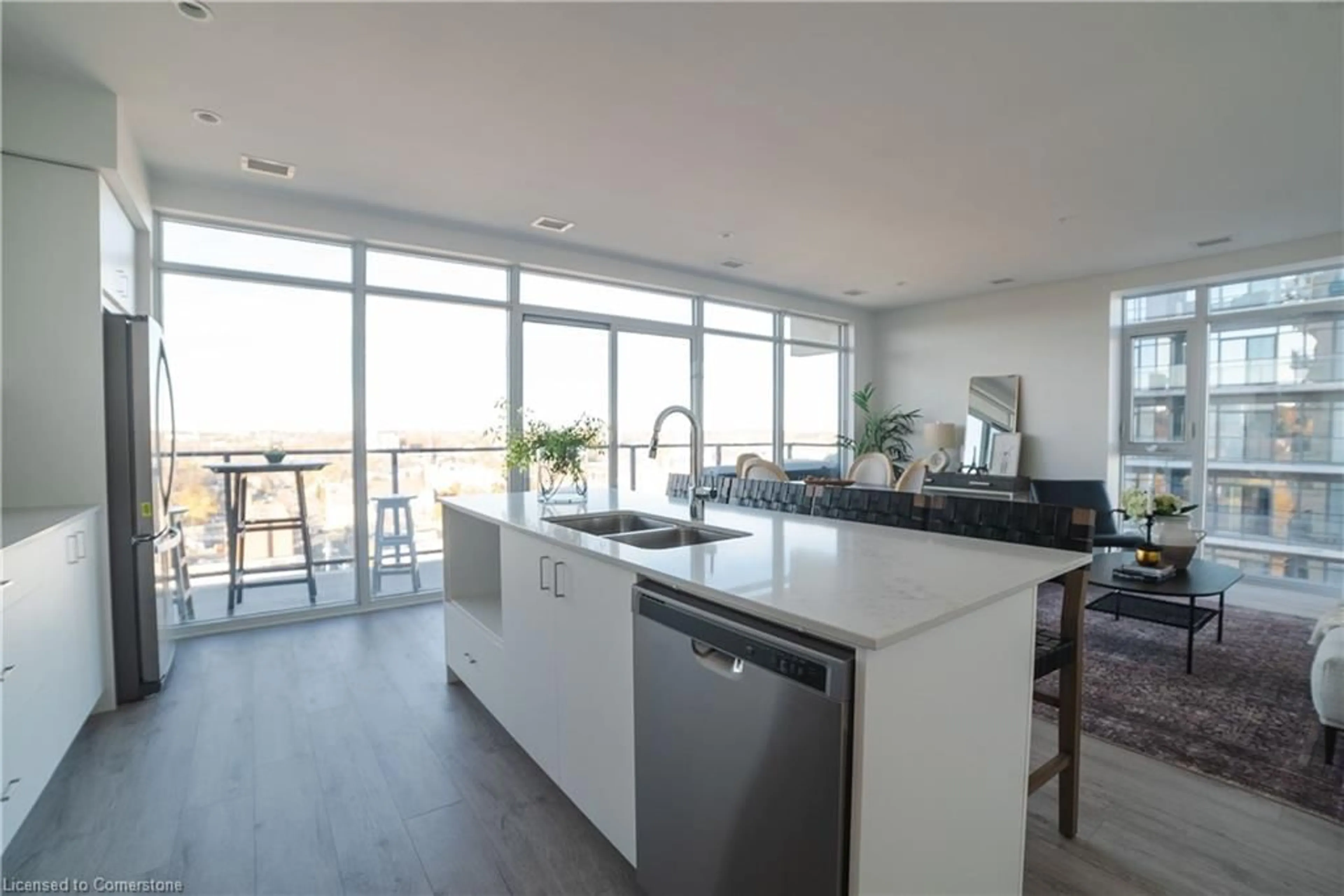 Open concept kitchen, unknown for 15 Glebe St #1701, Cambridge Ontario N1S 0C3