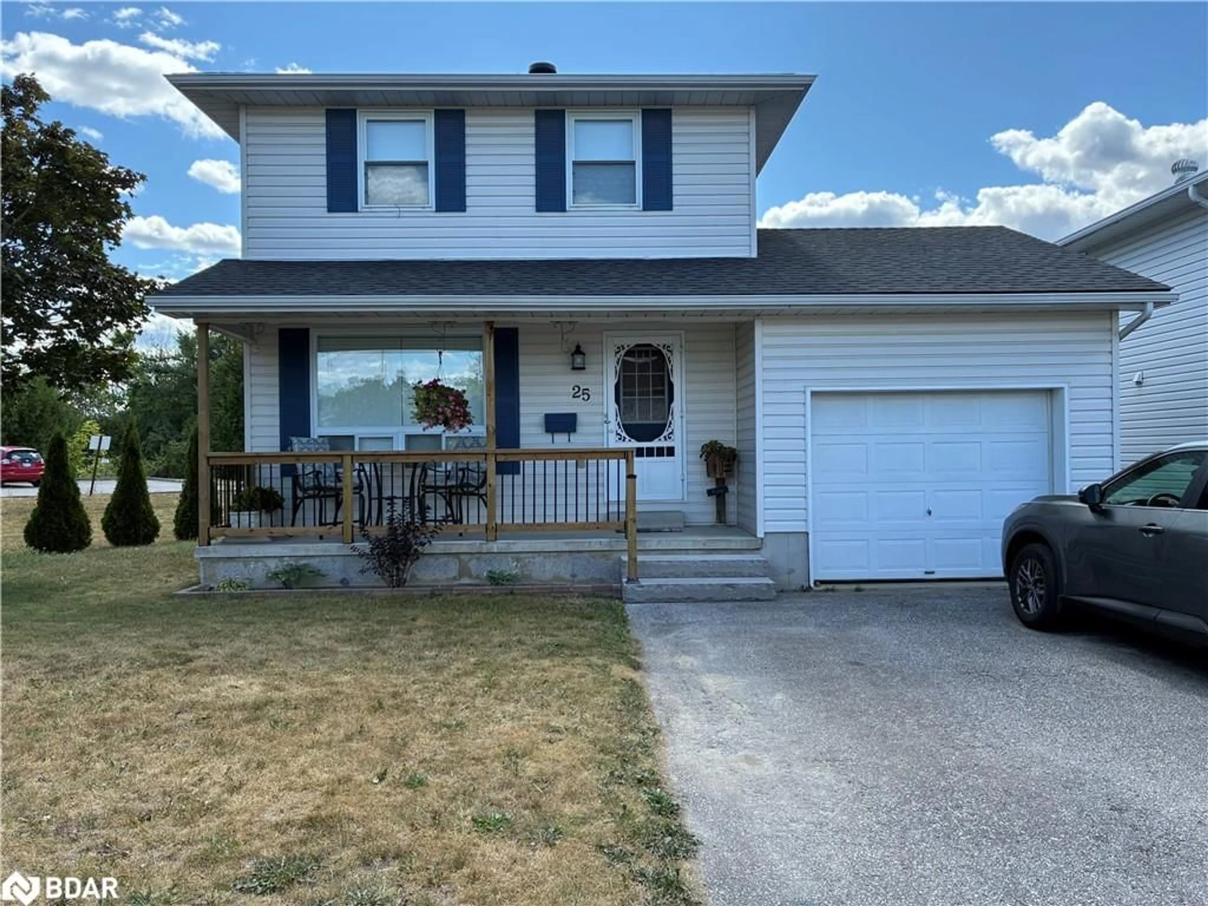 Home with vinyl exterior material, street for 25 Rachael Rd, Orillia Ontario L3V 7Y3