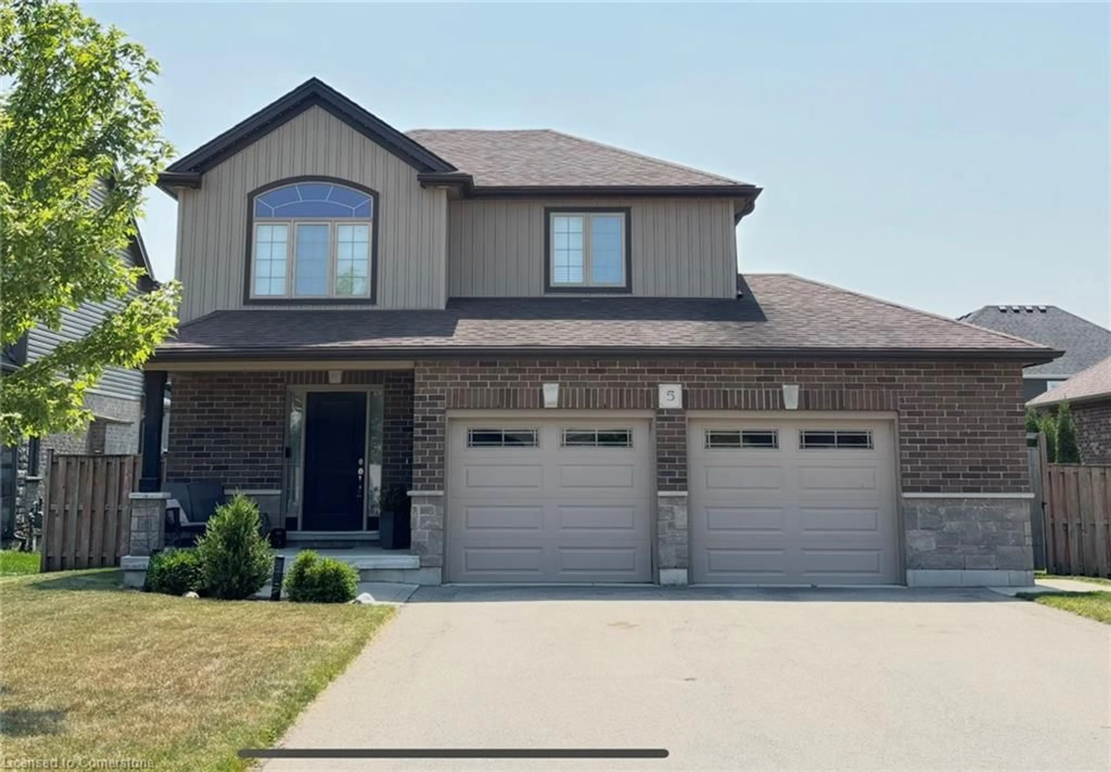 Home with brick exterior material, street for 5 Oliver Cres, Thamesford Ontario N0M 2M0