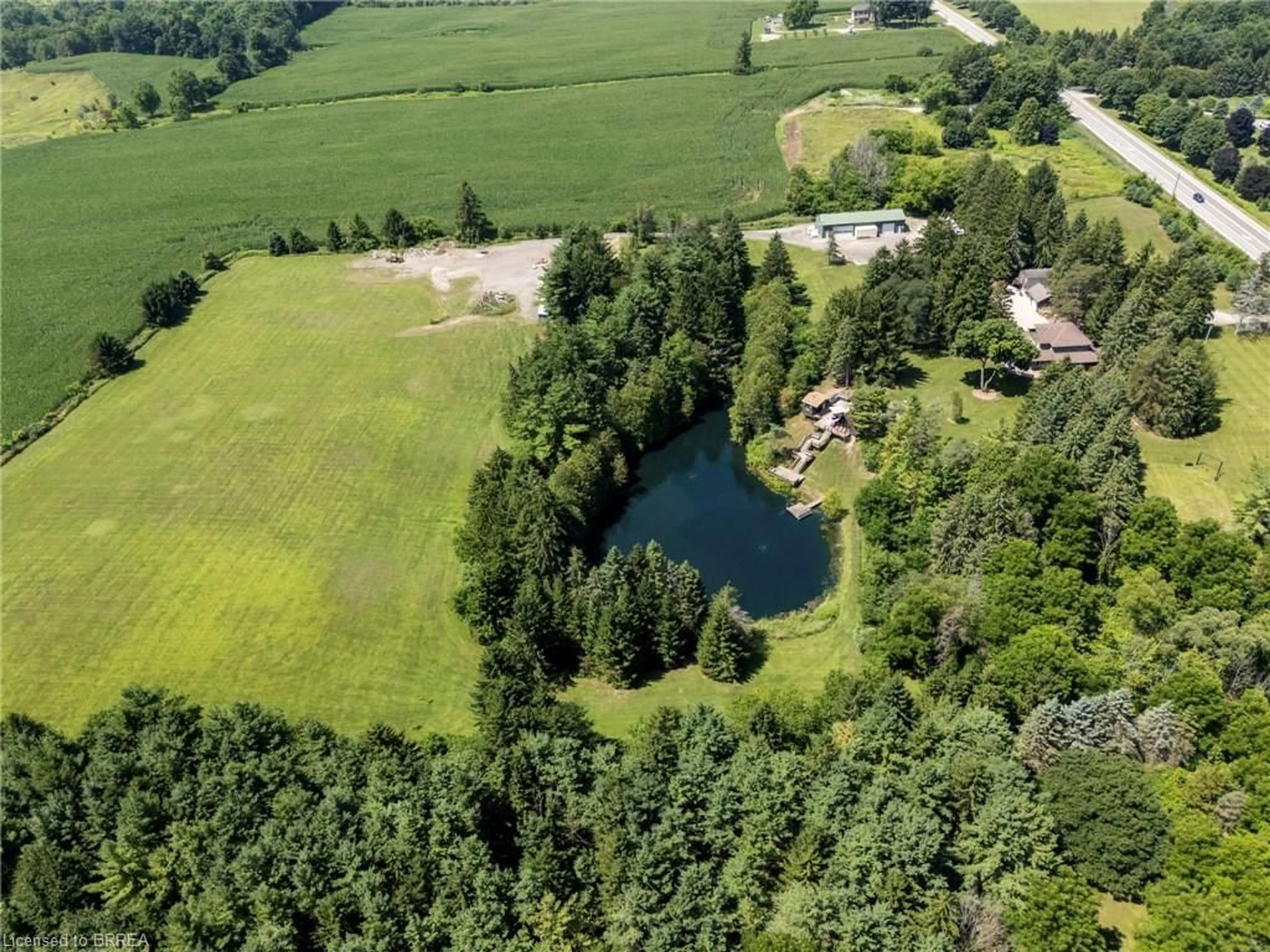 A pic from outside/outdoor area/front of a property/back of a property/a pic from drone, water/lake/river/ocean view for 182 Governor's Rd, Paris Ontario N3L 3E1