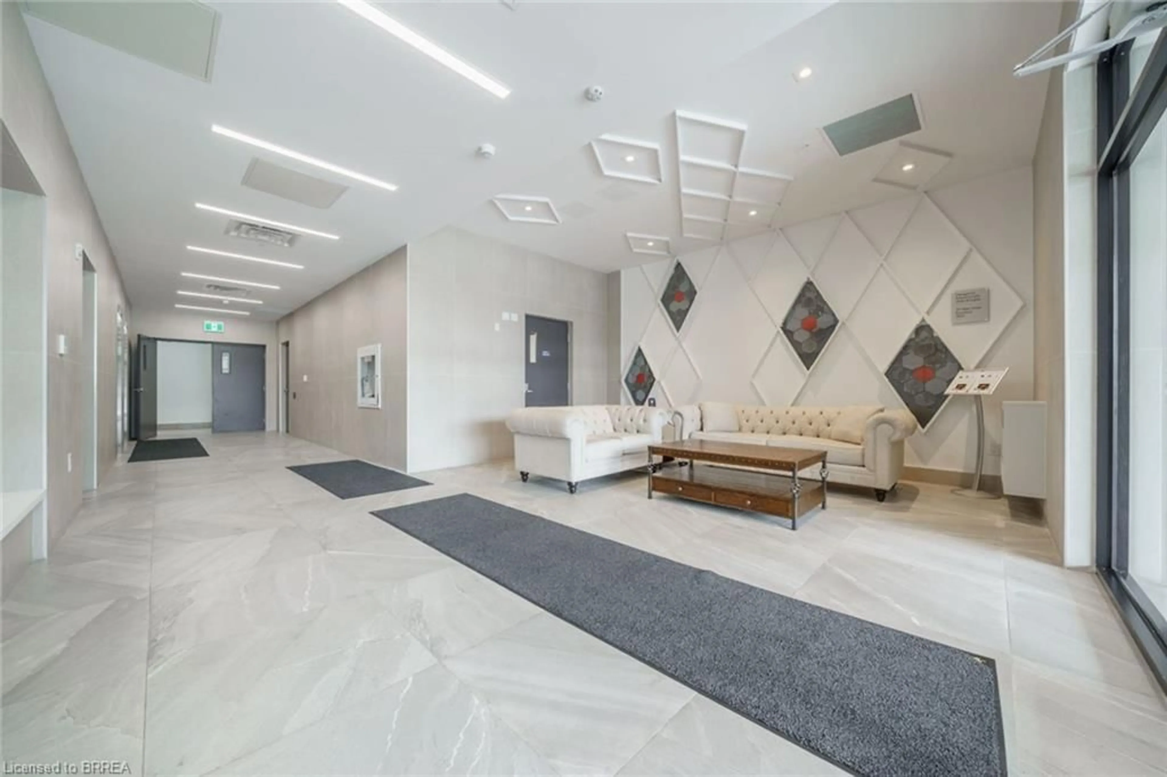 Lobby for 1 Wellington St #317, Brantford Ontario N3T 2L3