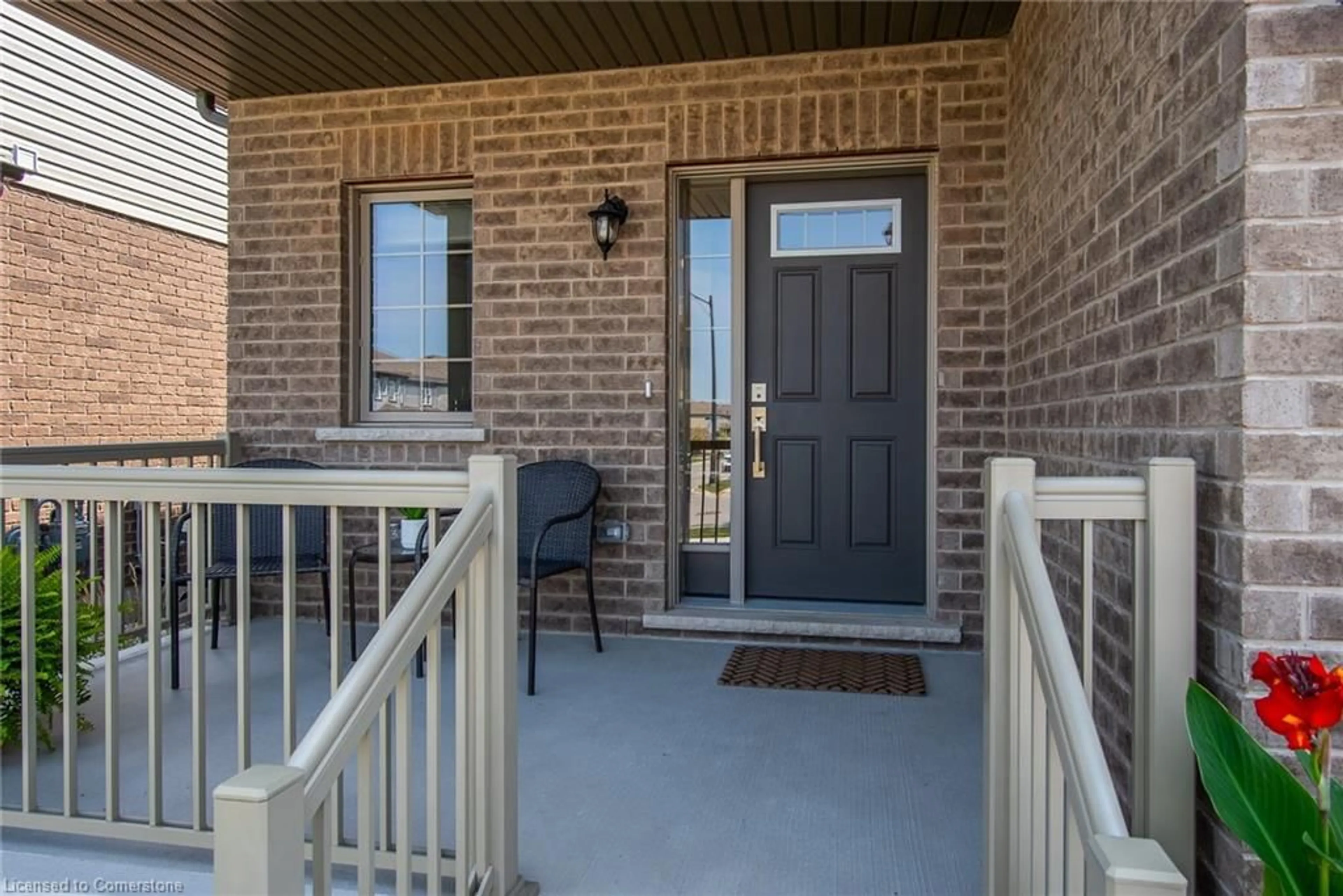 Indoor entryway for 164 Snyder Ave, Elmira Ontario N3B 0C9