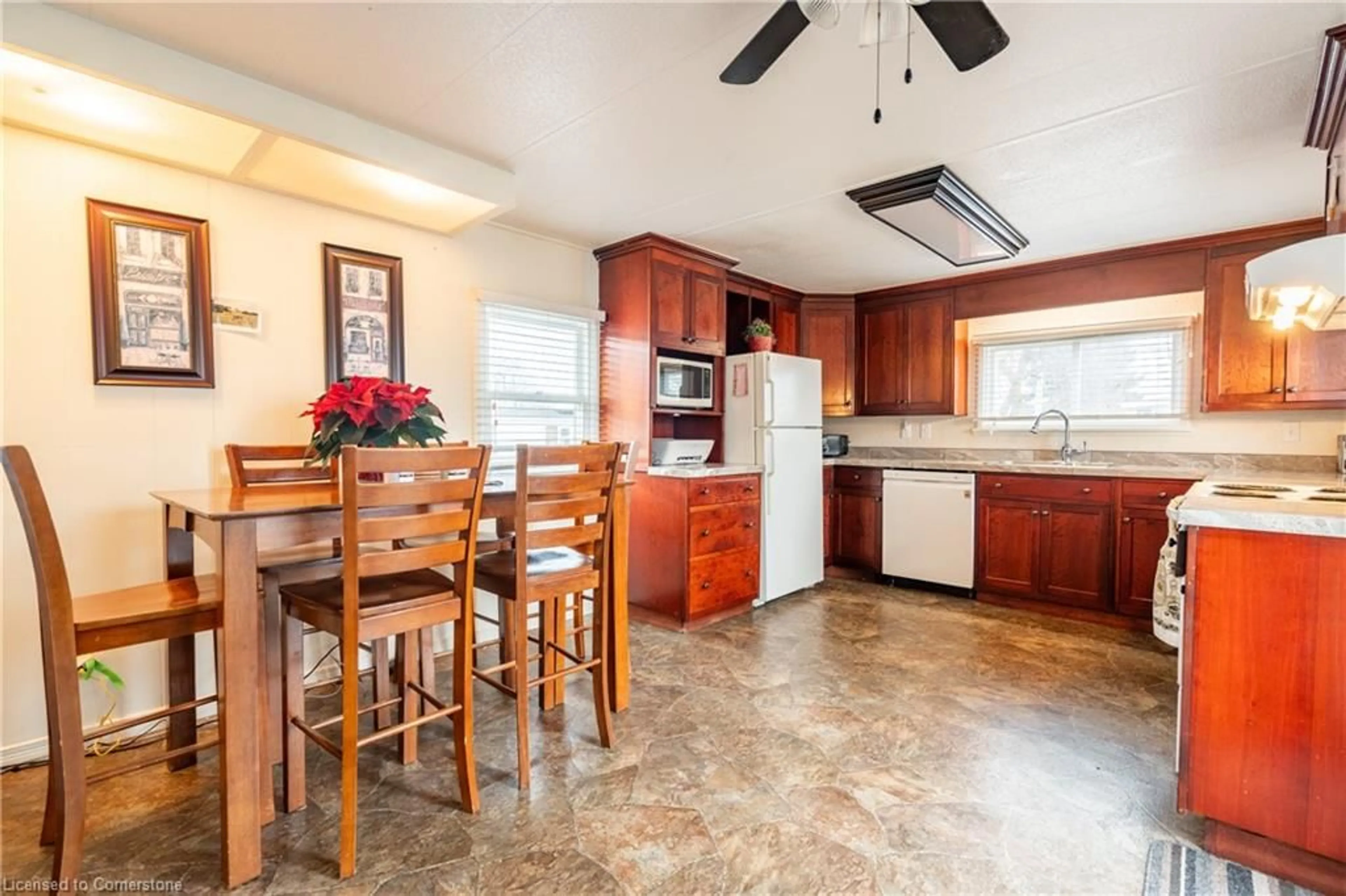 Standard kitchen, ceramic/tile floor for 4588 Martha Lane, Beamsville Ontario L0R 1B1