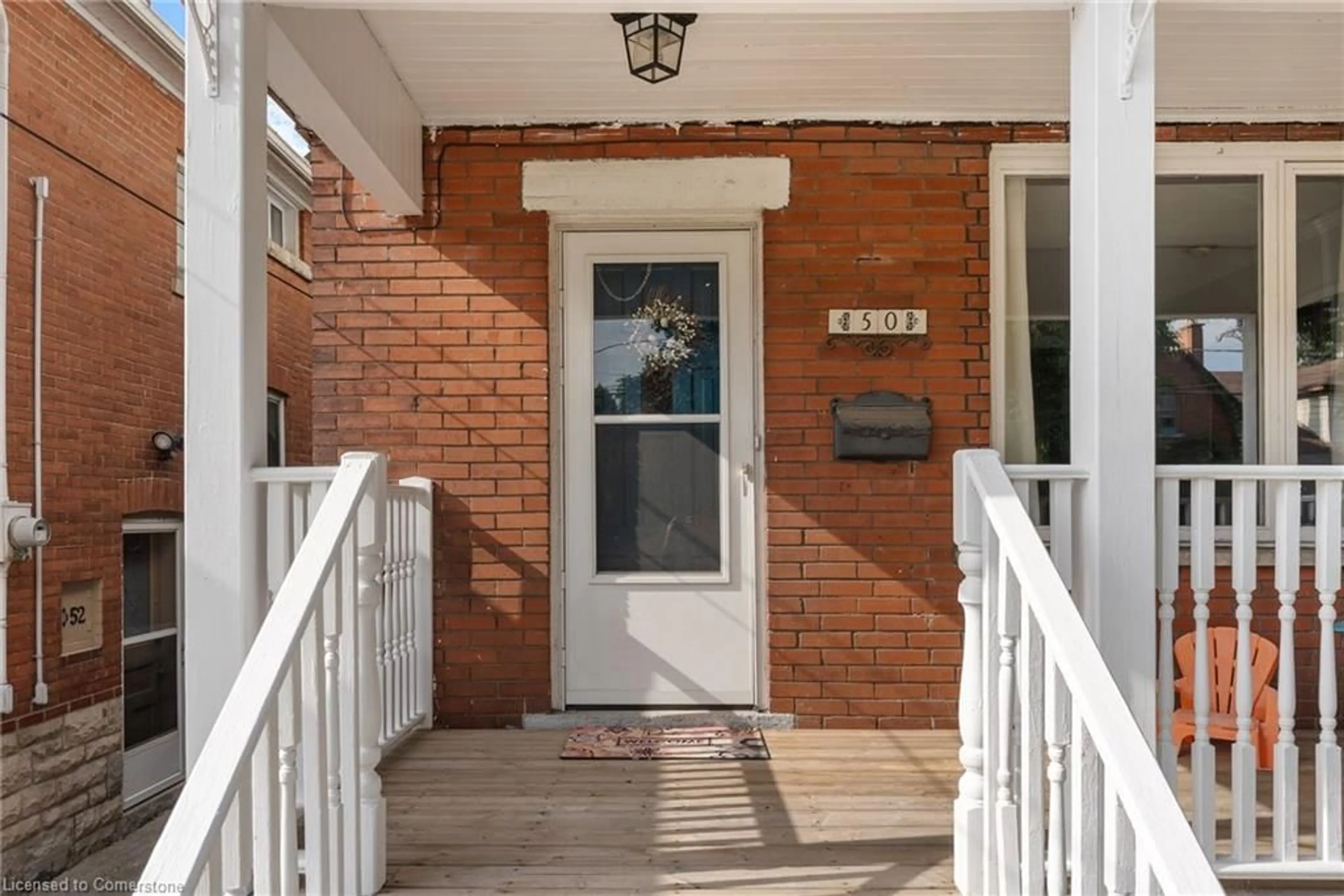 Indoor entryway for 50 Alpine Ave, Hamilton Ontario L9A 1A5