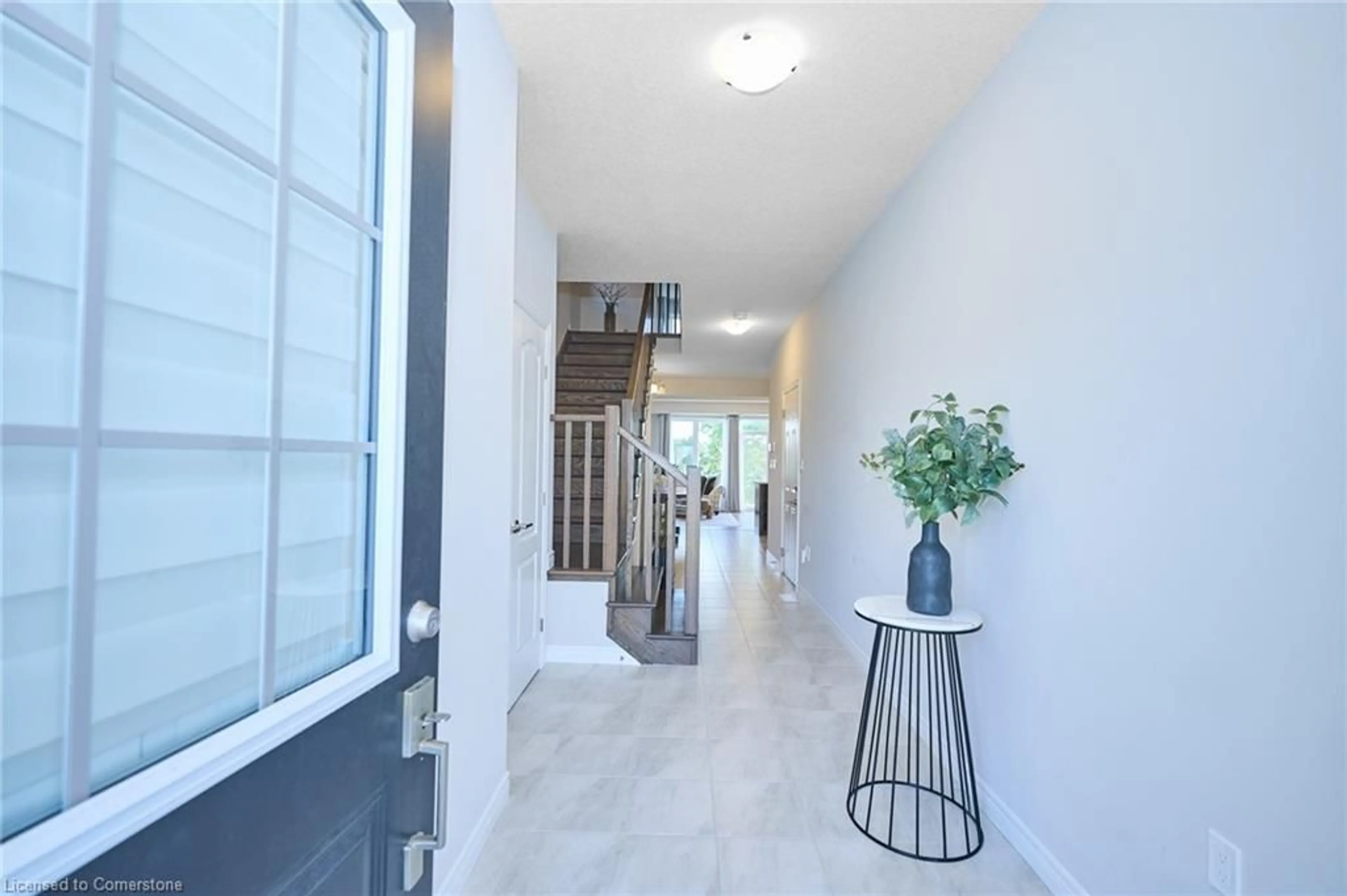 Indoor foyer for 73 Lloyd Davies Way, Binbrook Ontario L0R 1C0