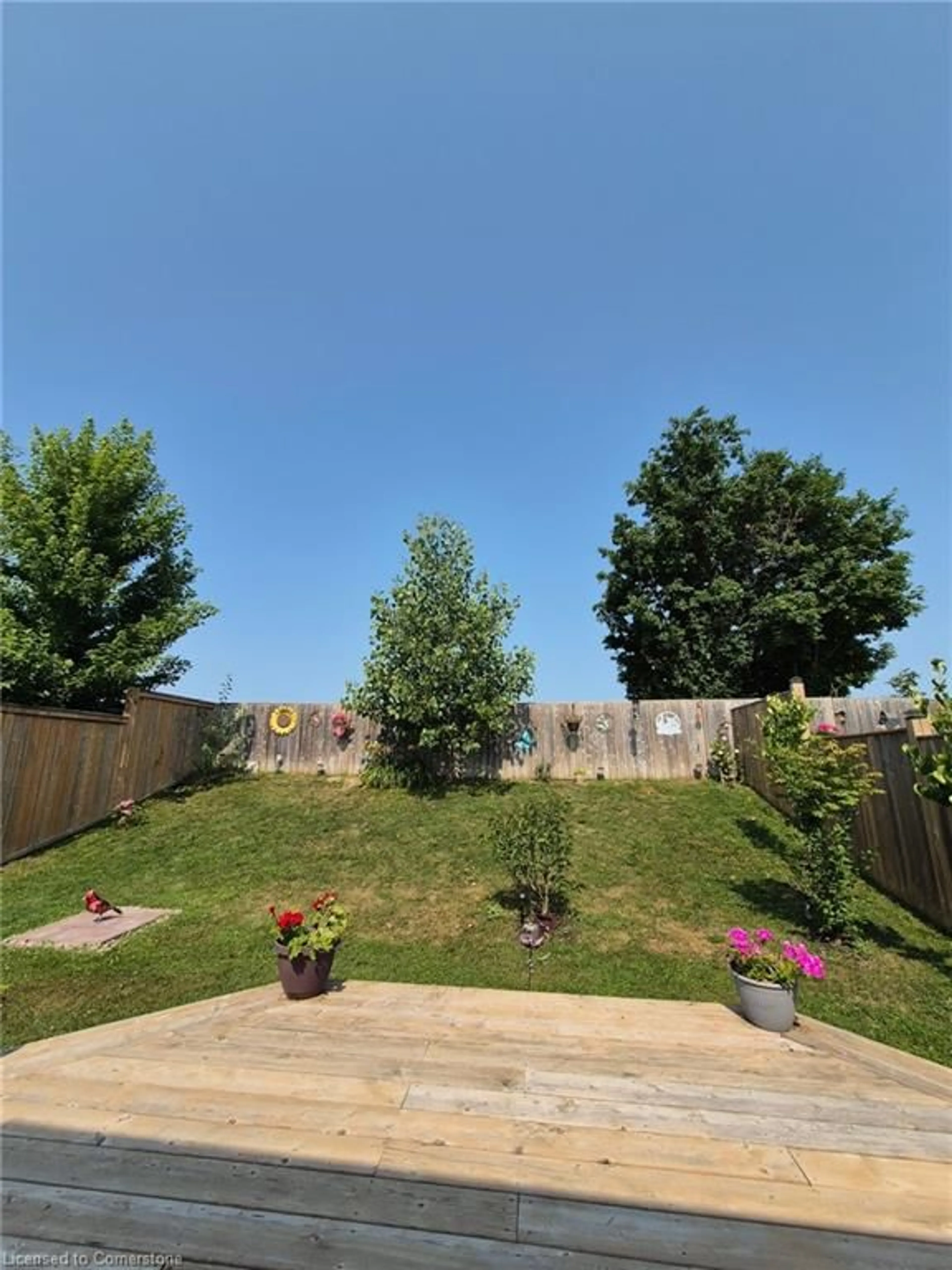 A pic from outside/outdoor area/front of a property/back of a property/a pic from drone, unknown for 959 Adams Ave, Listowel Ontario N4W 0E6
