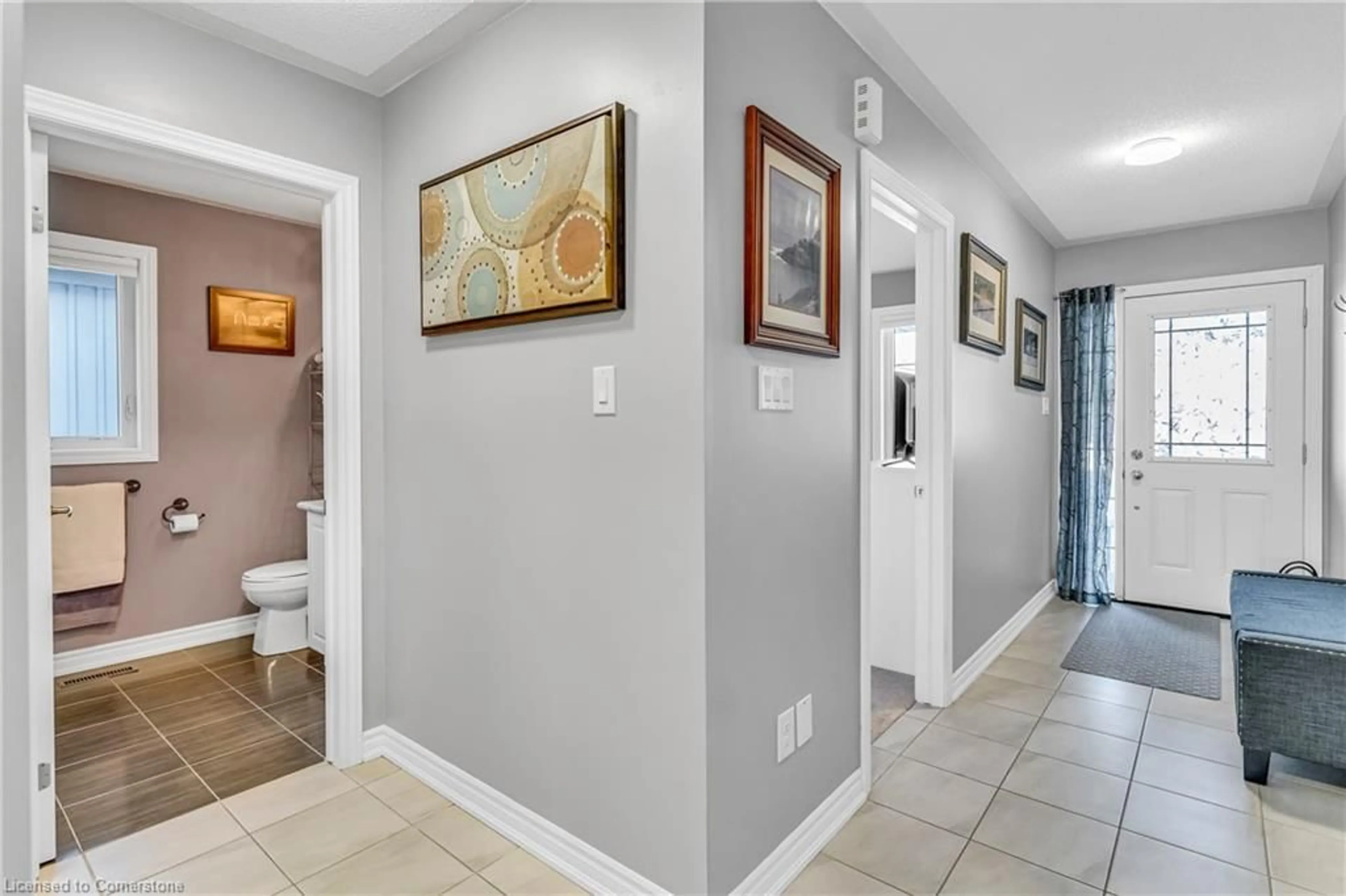 Indoor entryway for 959 Adams Ave, Listowel Ontario N4W 0E6