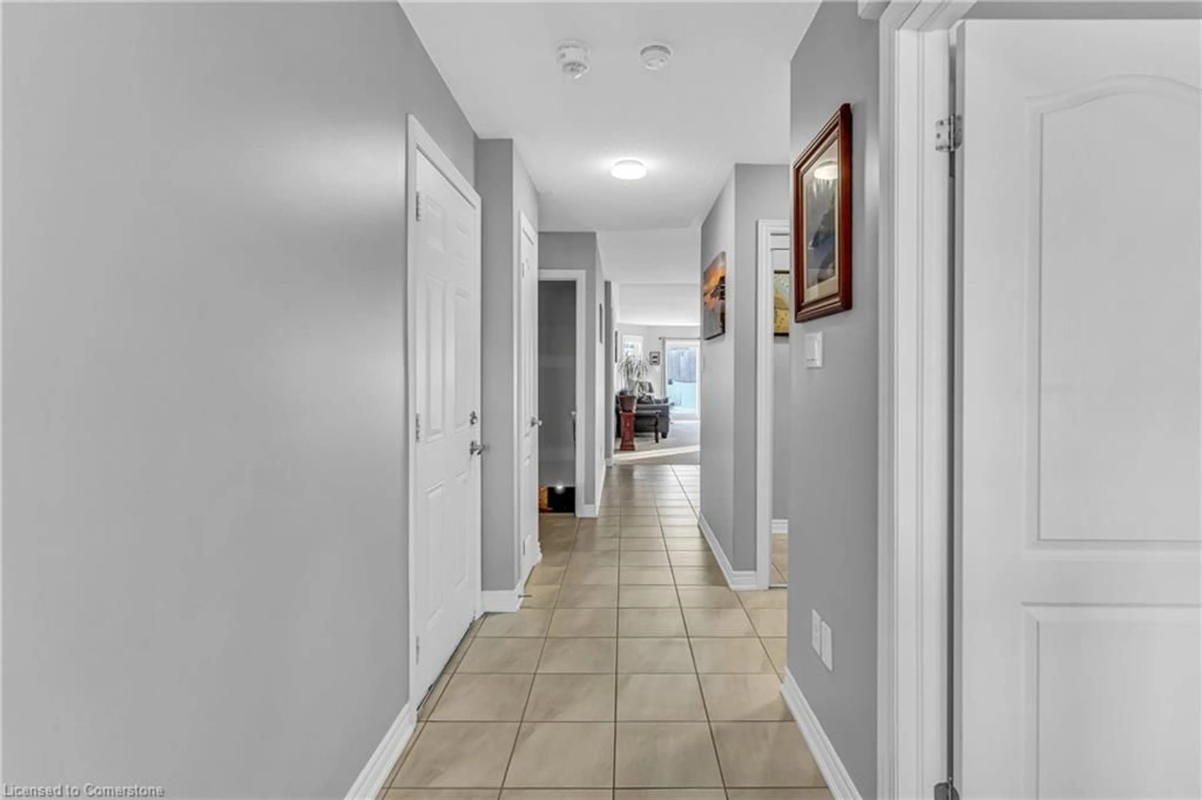 Indoor entryway for 959 Adams Ave, Listowel Ontario N4W 0E6