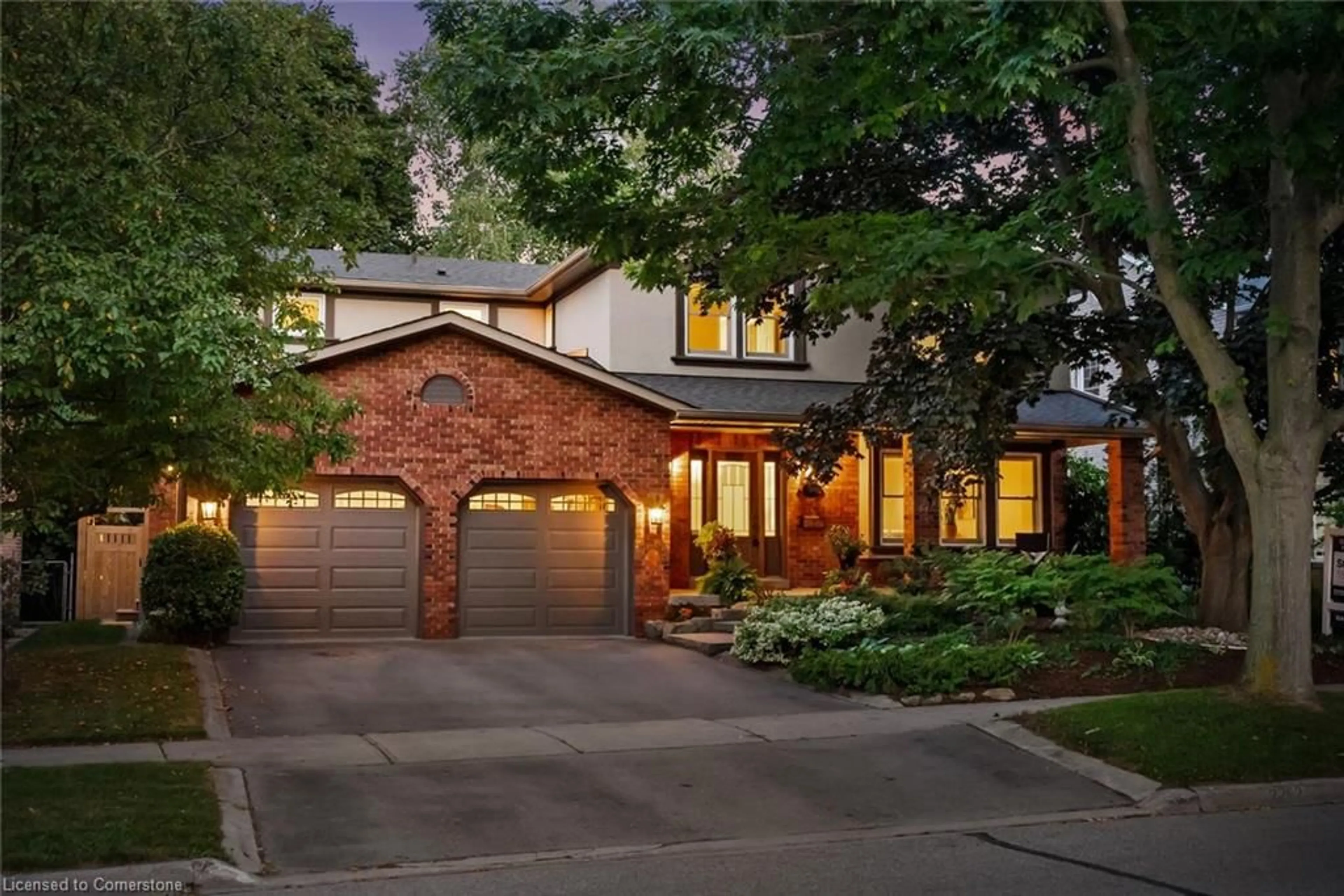 Home with brick exterior material, street for 2262 Constance Dr, Oakville Ontario L6J 6G4