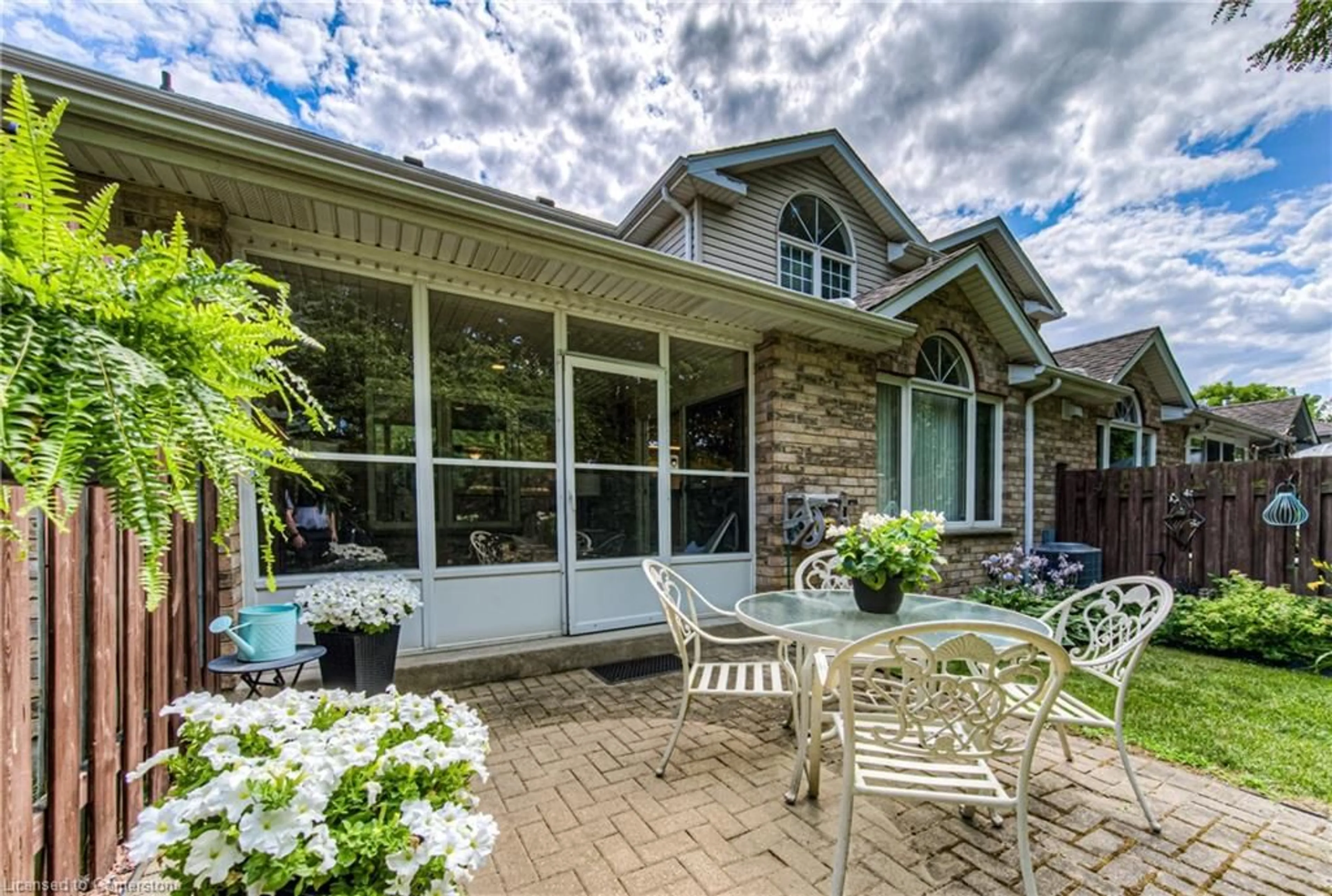 Patio, unknown for 85 Candle Cres, Kitchener Ontario N2P 2K8