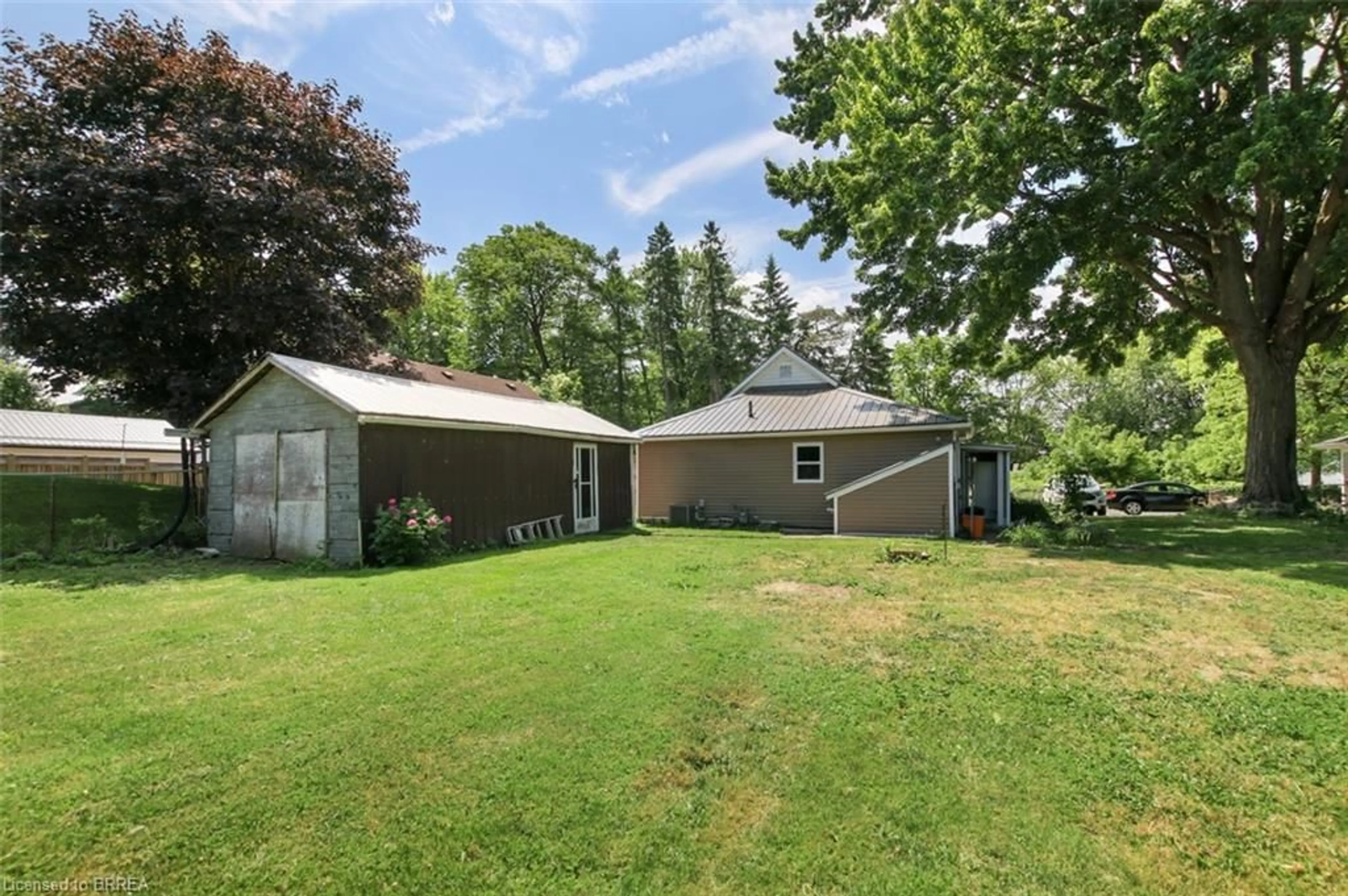 Unknown for 20 Adams St, Courtland Ontario N0J 1E0