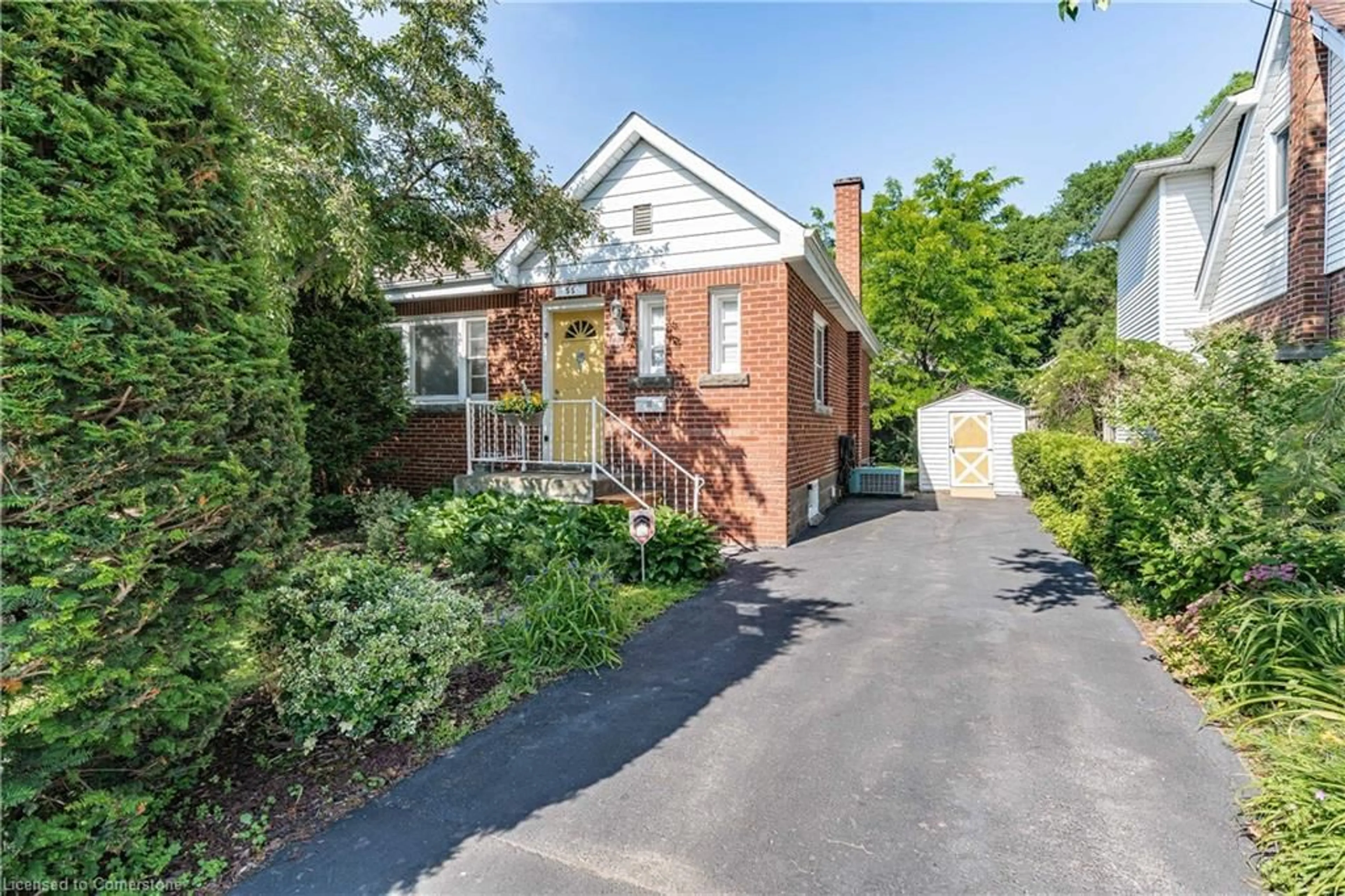 Home with brick exterior material, street for 55 East St, Dundas Ontario L9H 1P2