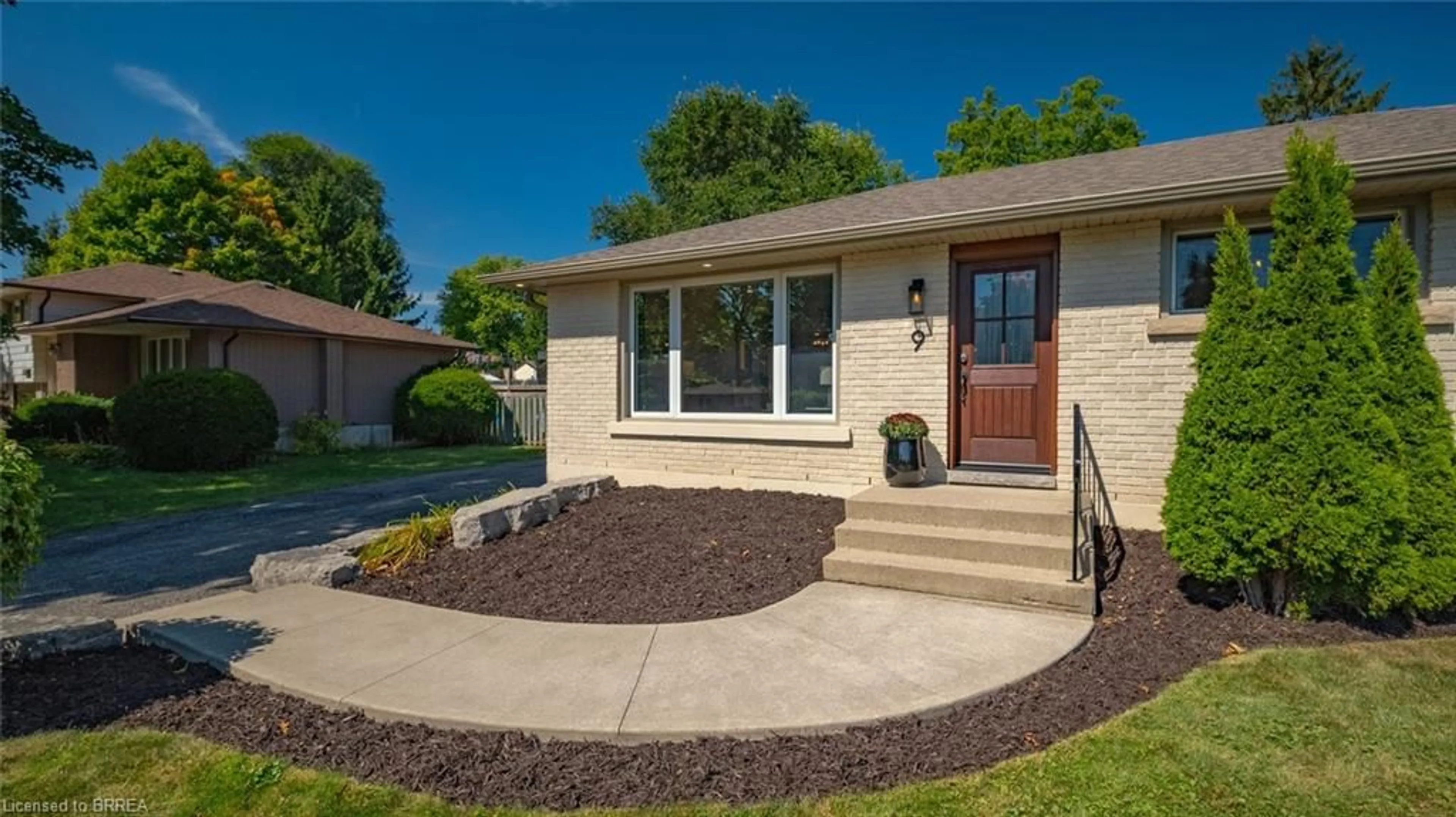 Home with vinyl exterior material, street for 9 Phillip St, St. George Ontario N0E 1N0