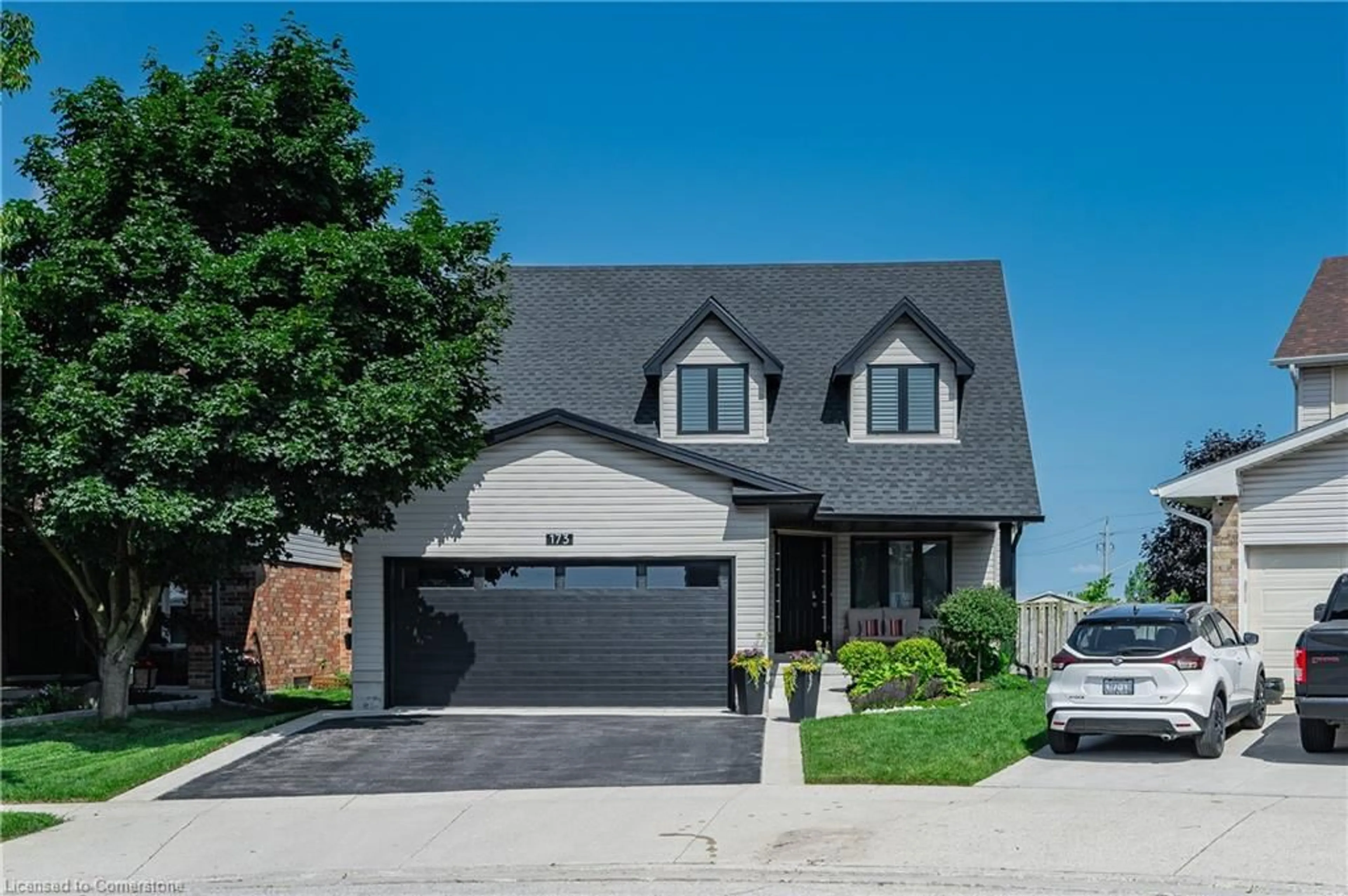 Home with brick exterior material, street for 173 Hawkins Dr, Cambridge Ontario N1T 2A4