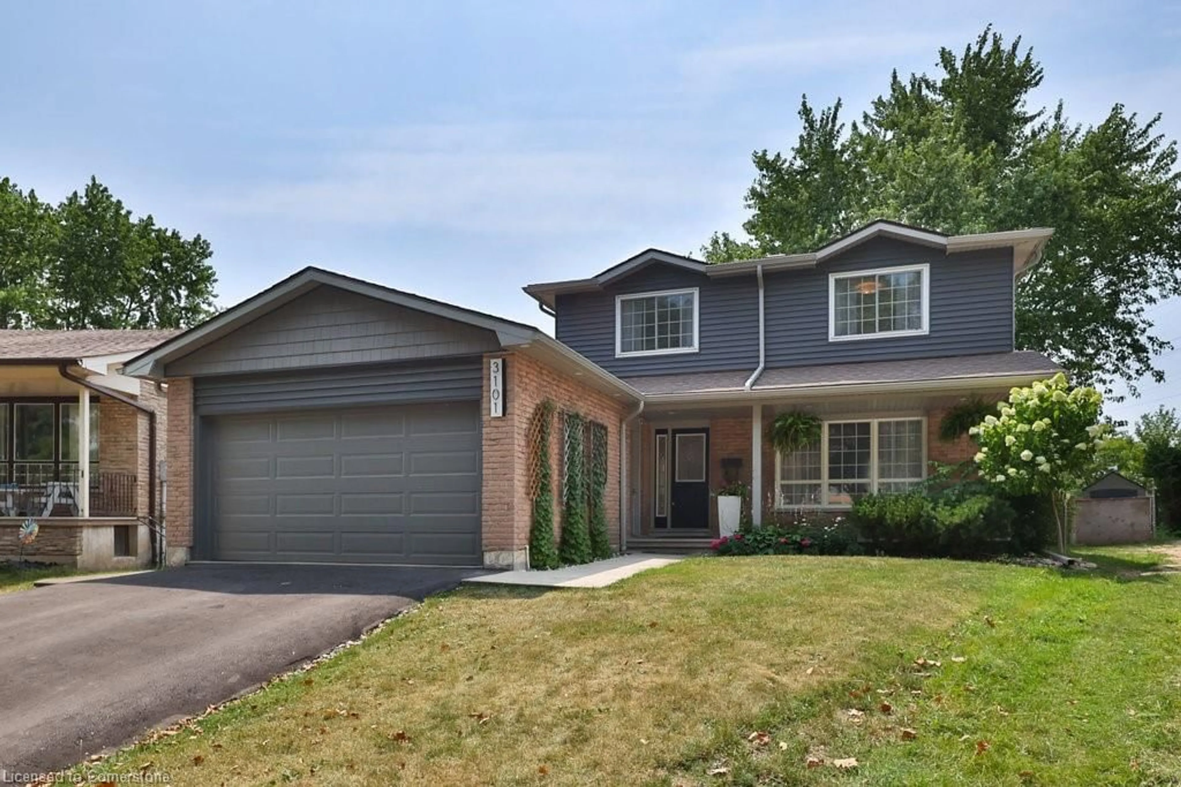 Home with brick exterior material, street for 3101 Bentworth Dr, Burlington Ontario L7N 1V9